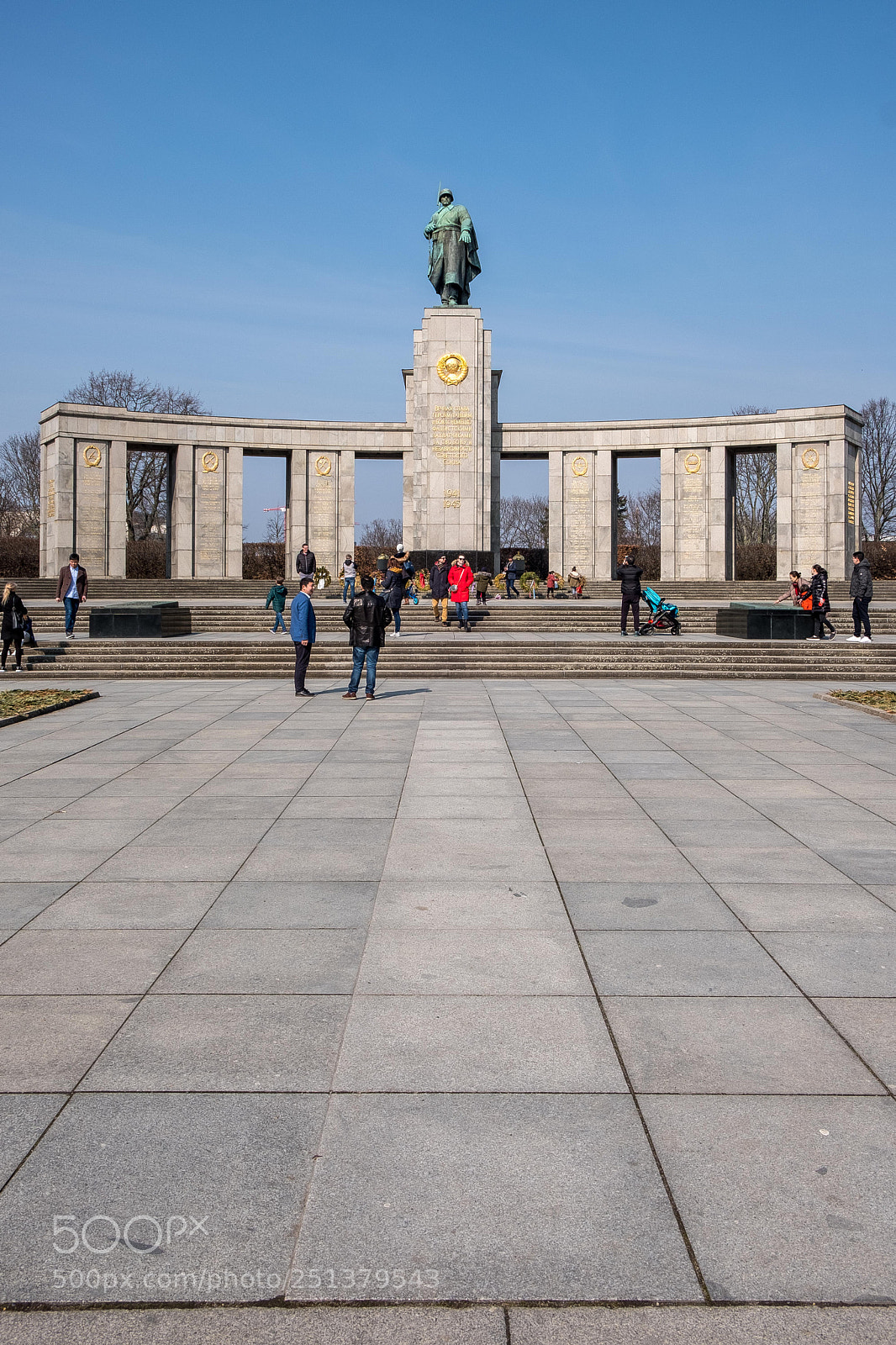 Fujifilm X-T20 sample photo. Sowjetisches ehrenmal im tiergarten photography