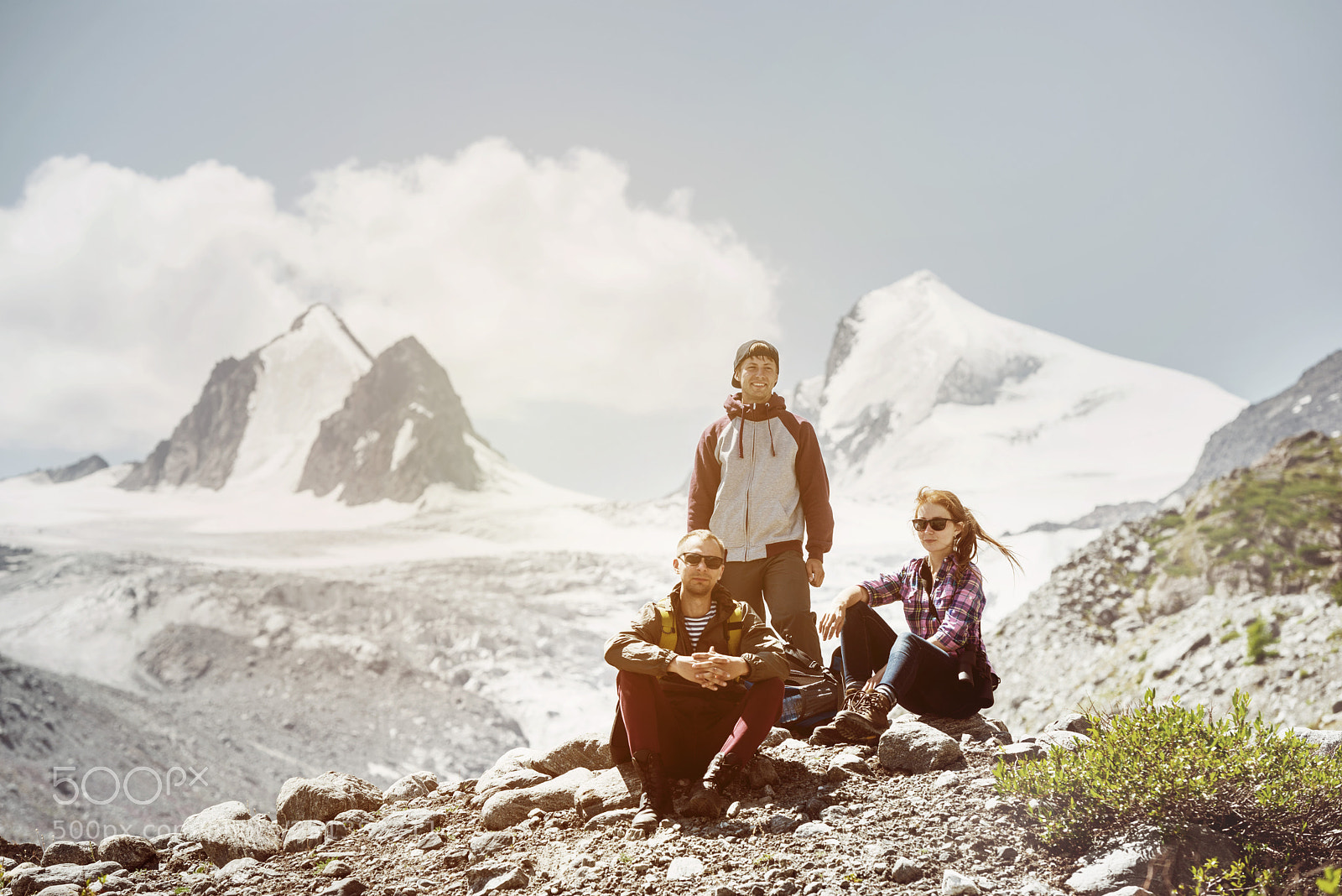 Nikon D610 sample photo. Three friends travel adventure photography