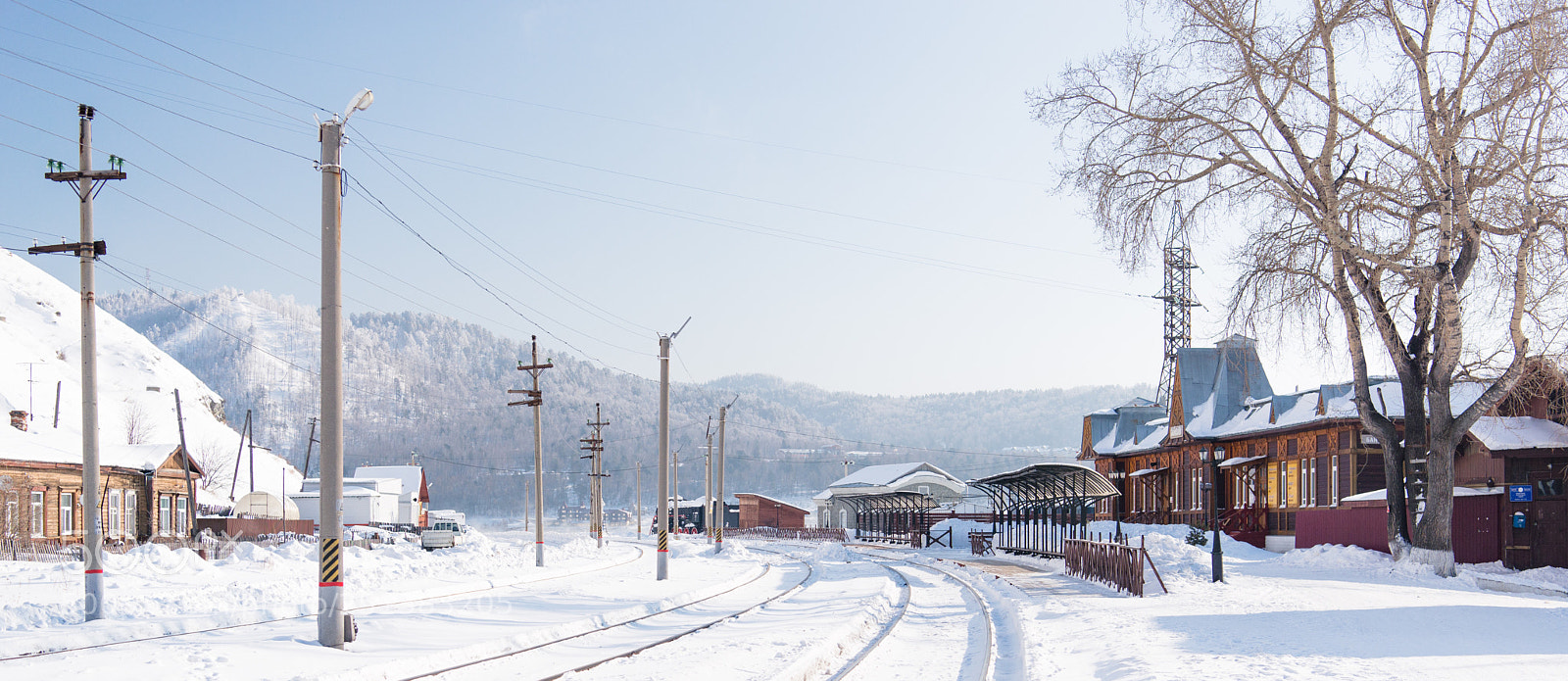 Nikon D610 sample photo. Listvyanka train station photography