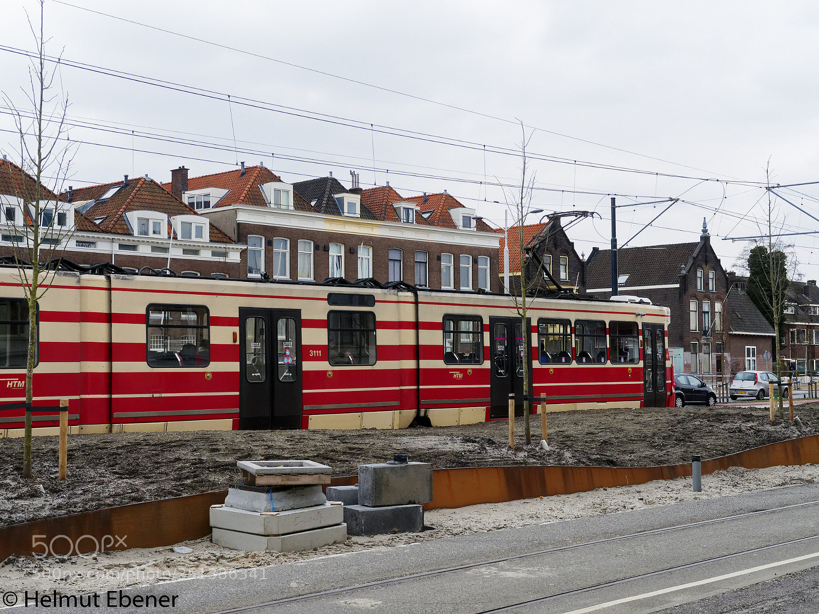 Olympus OM-D E-M5 sample photo. Delft nl, die tram photography