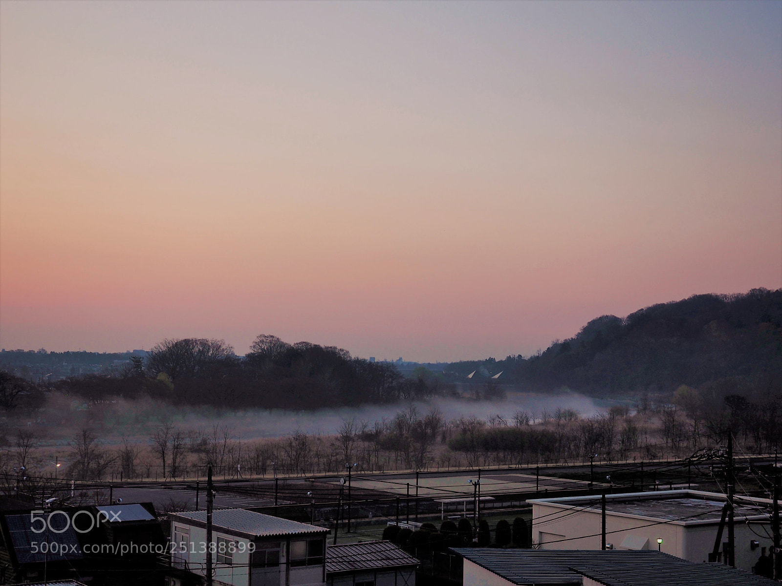 Olympus OM-D E-M1 sample photo. 川霧　river fog photography