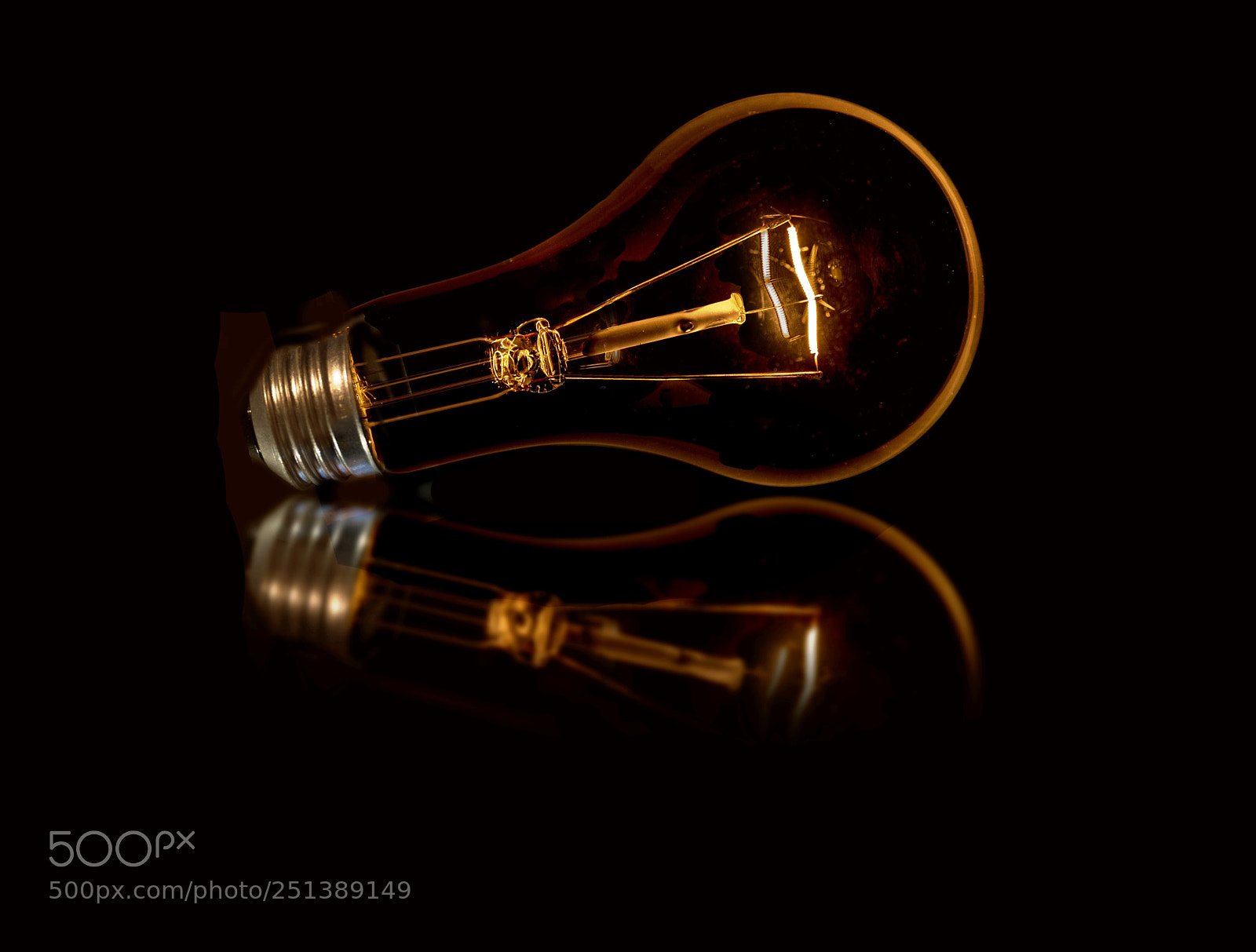 Nikon D7100 sample photo. Lightbulb floating photography