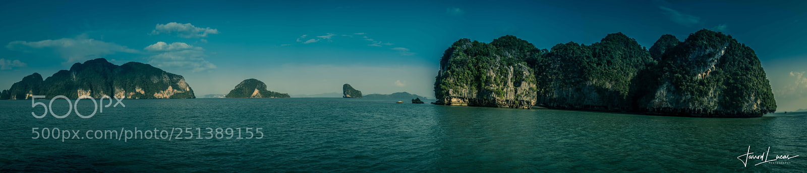 Canon EOS 7D Mark II sample photo. Island hopping photography