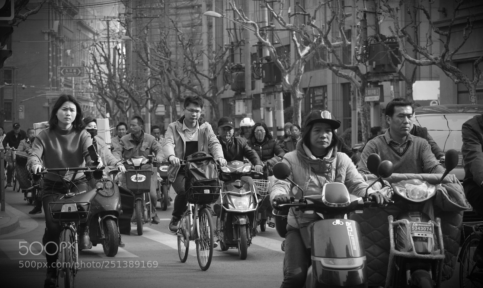 Nikon D5300 sample photo. Rush-hour in shanghai photography