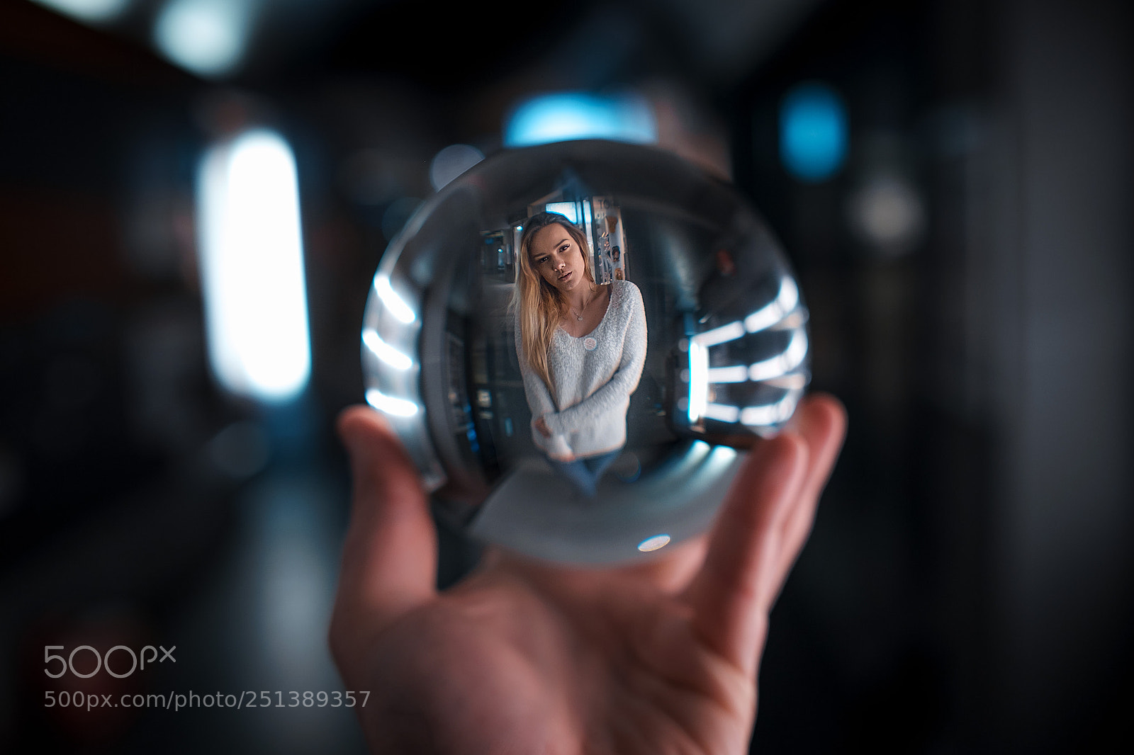 Fujifilm X-T1 sample photo. Magic glass globe photography
