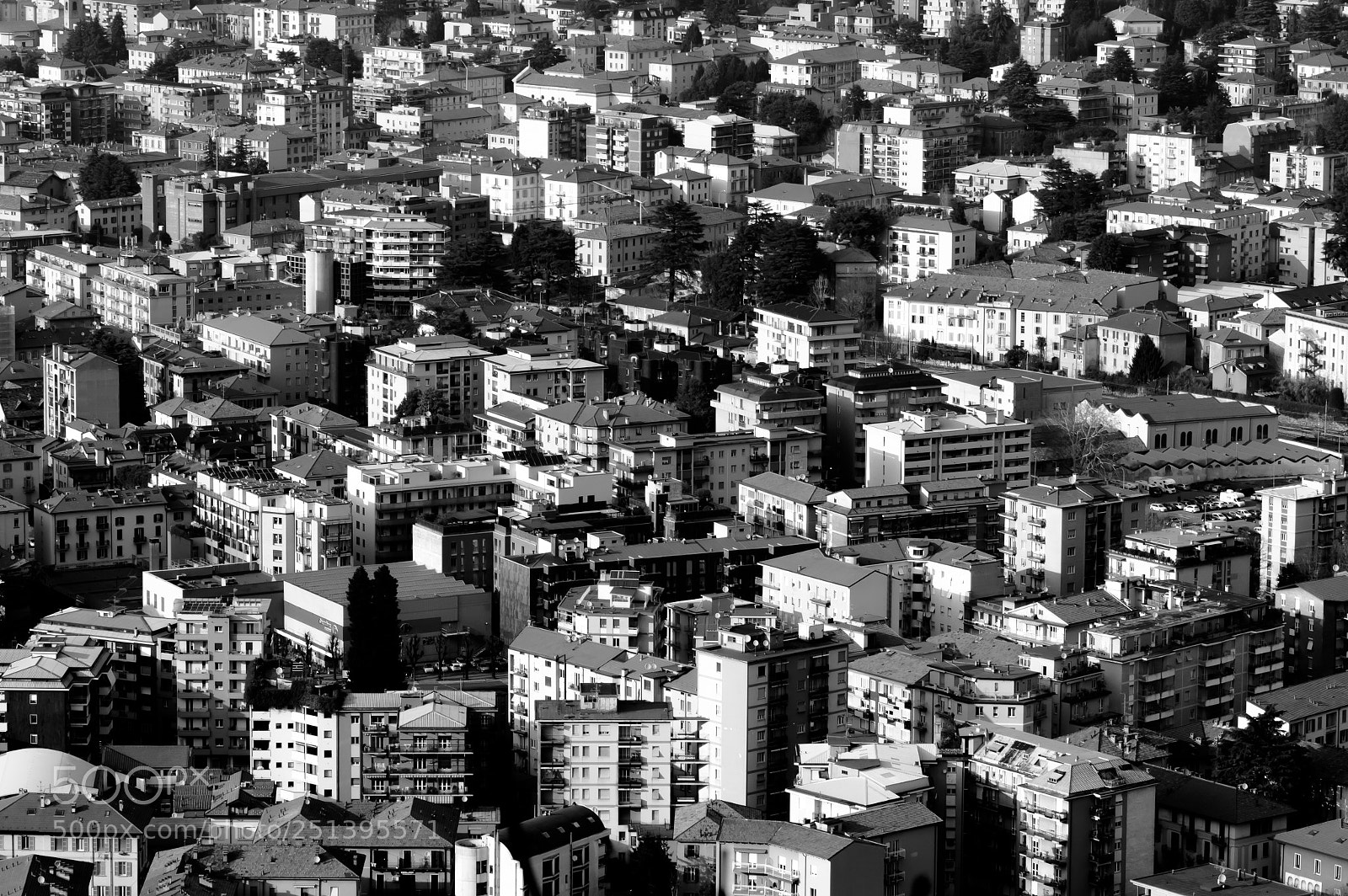 Nikon D3200 sample photo. Chaotic urban order photography