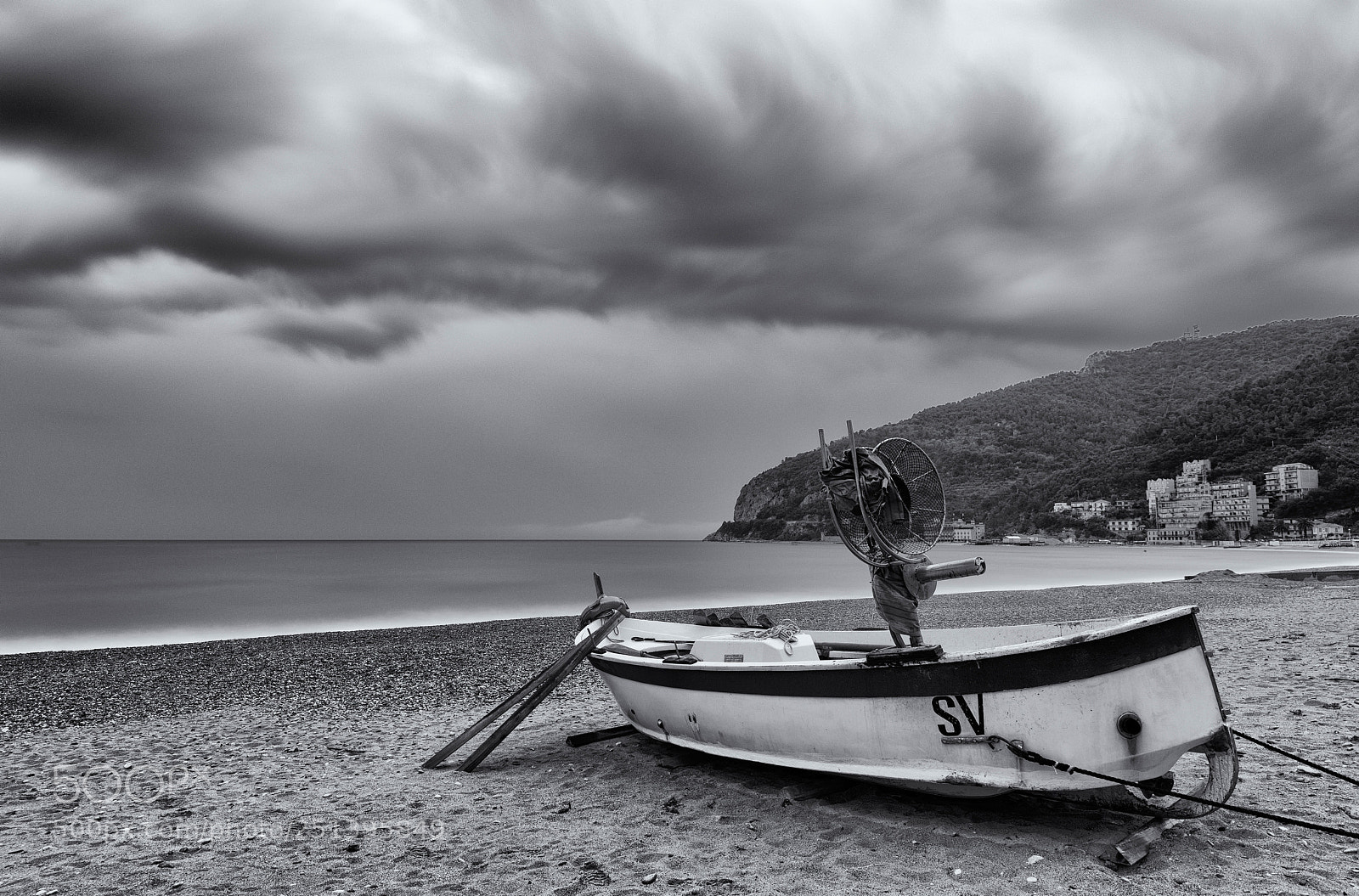 Canon EOS 5D Mark IV sample photo. Storm photography