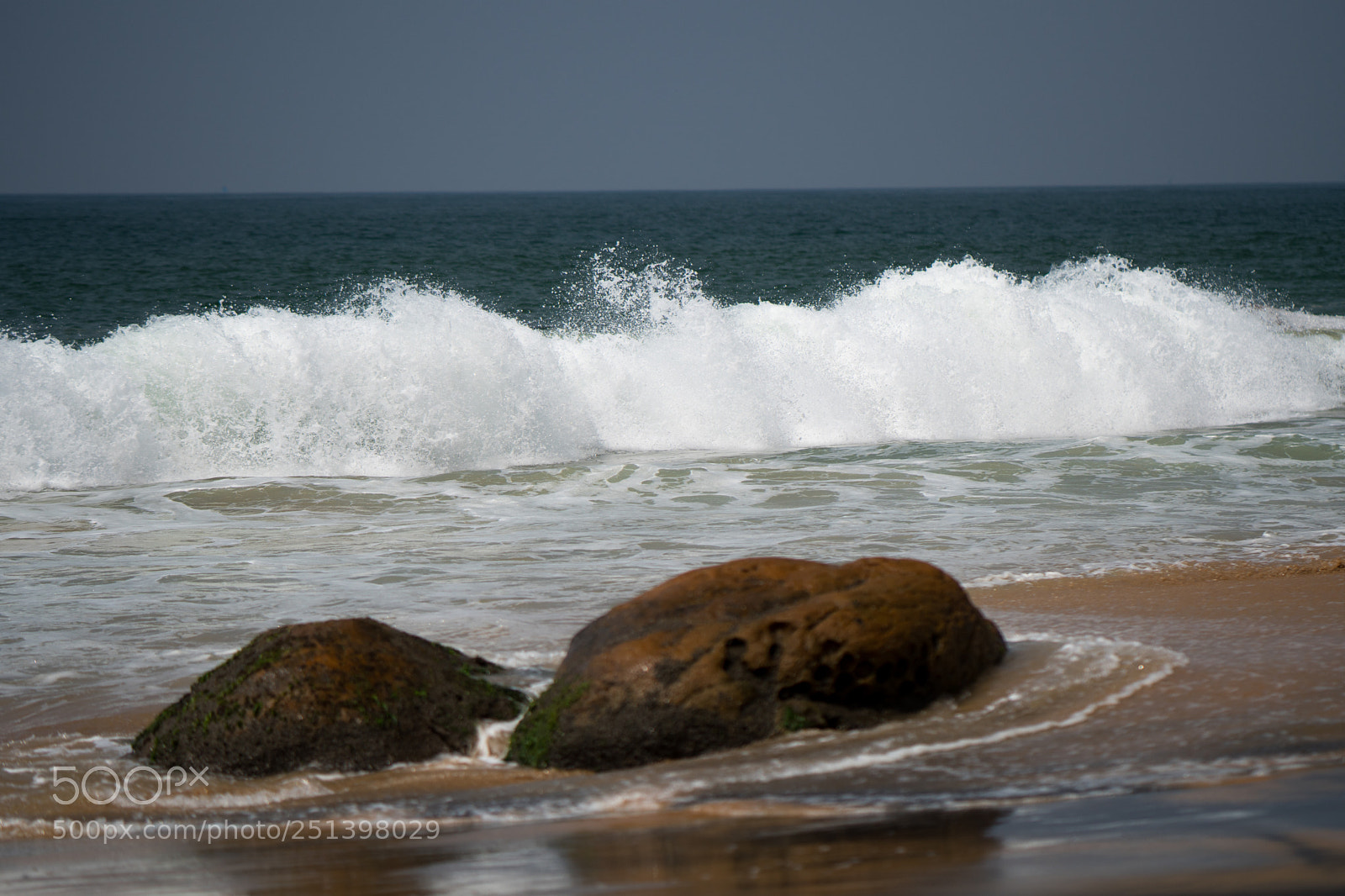 Sony a6500 sample photo. Ocean coast with waves photography