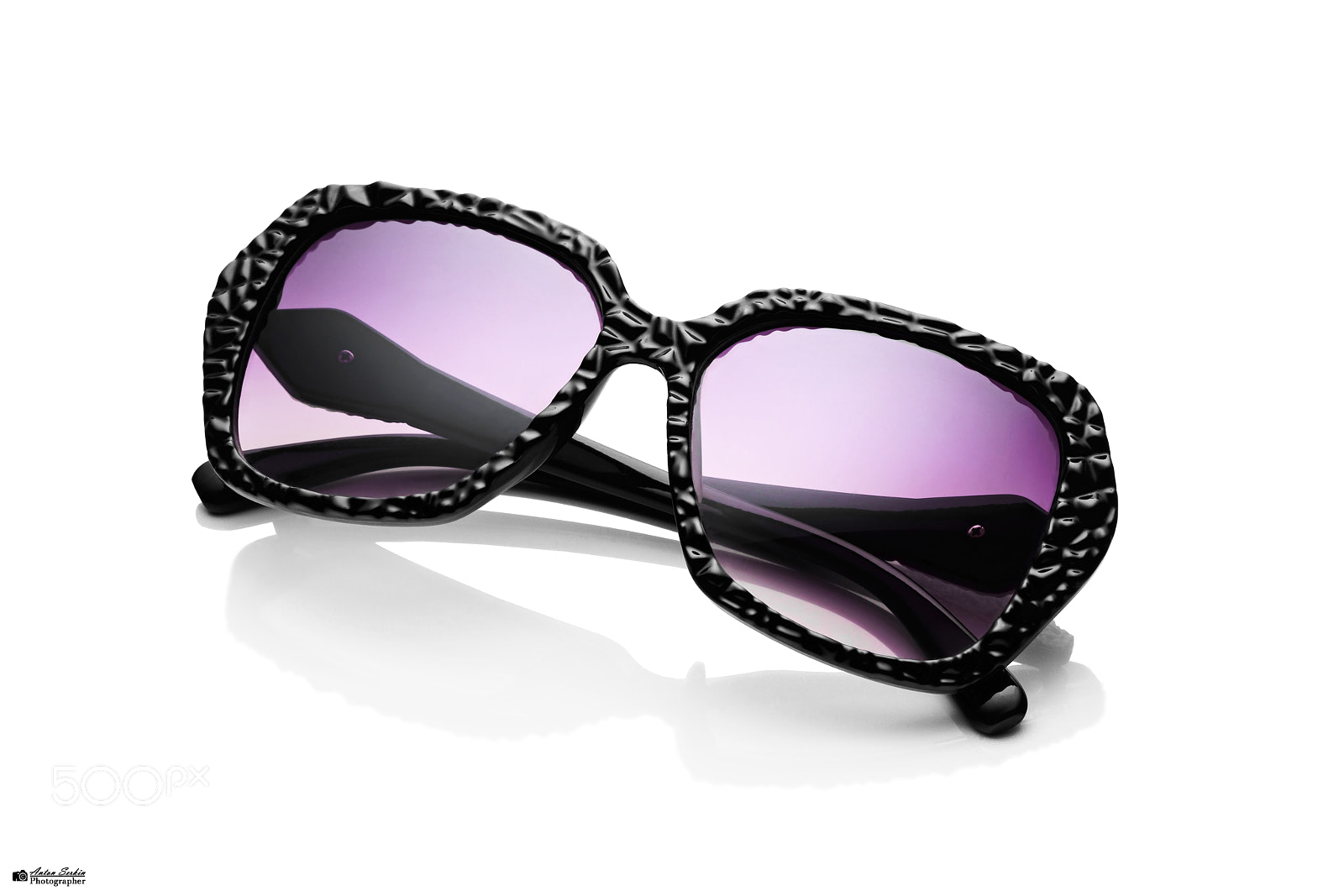 Sony a7R II sample photo. Sunglasses photography