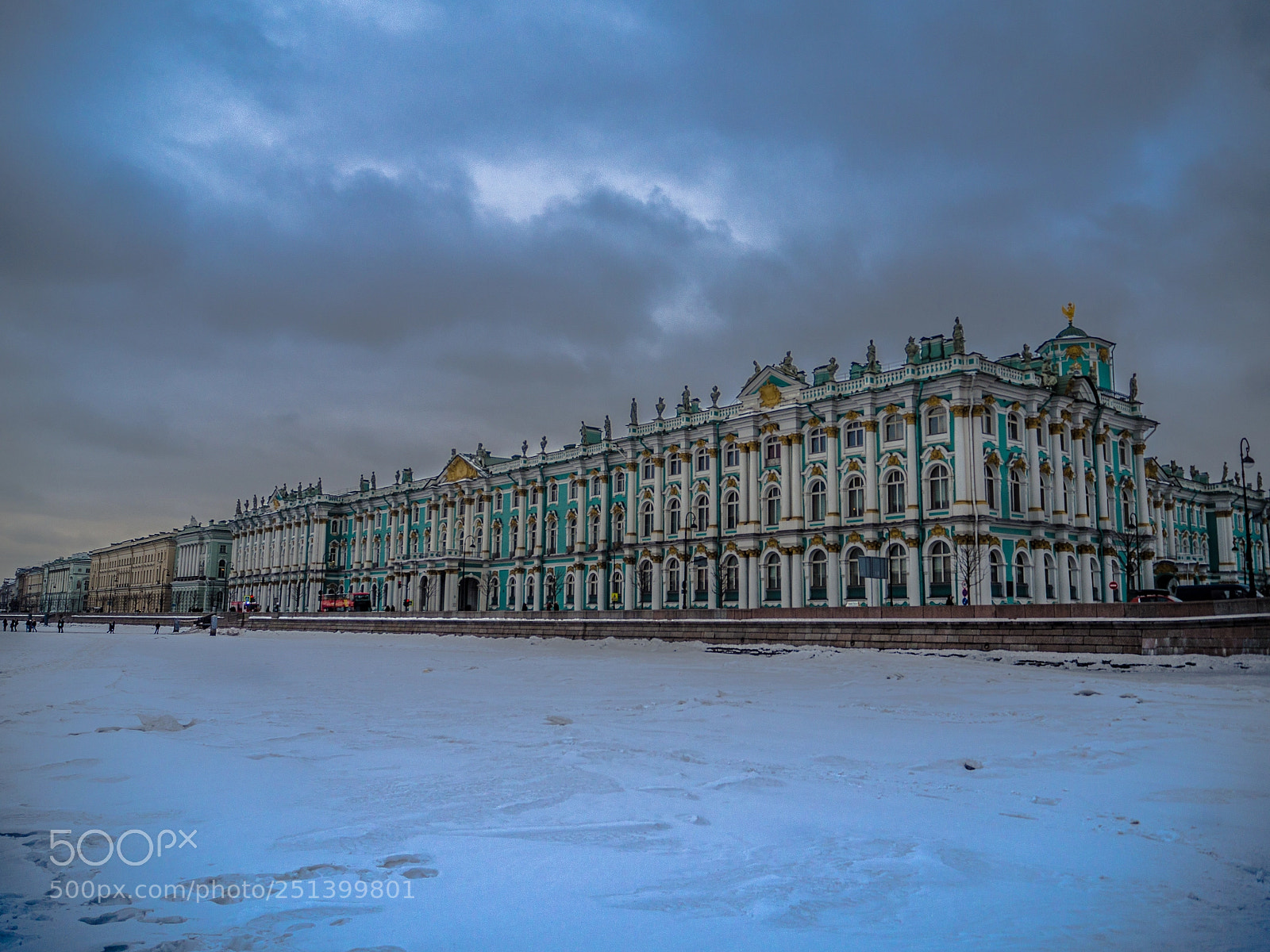 Olympus OM-D E-M10 II sample photo. The hermitage in st photography