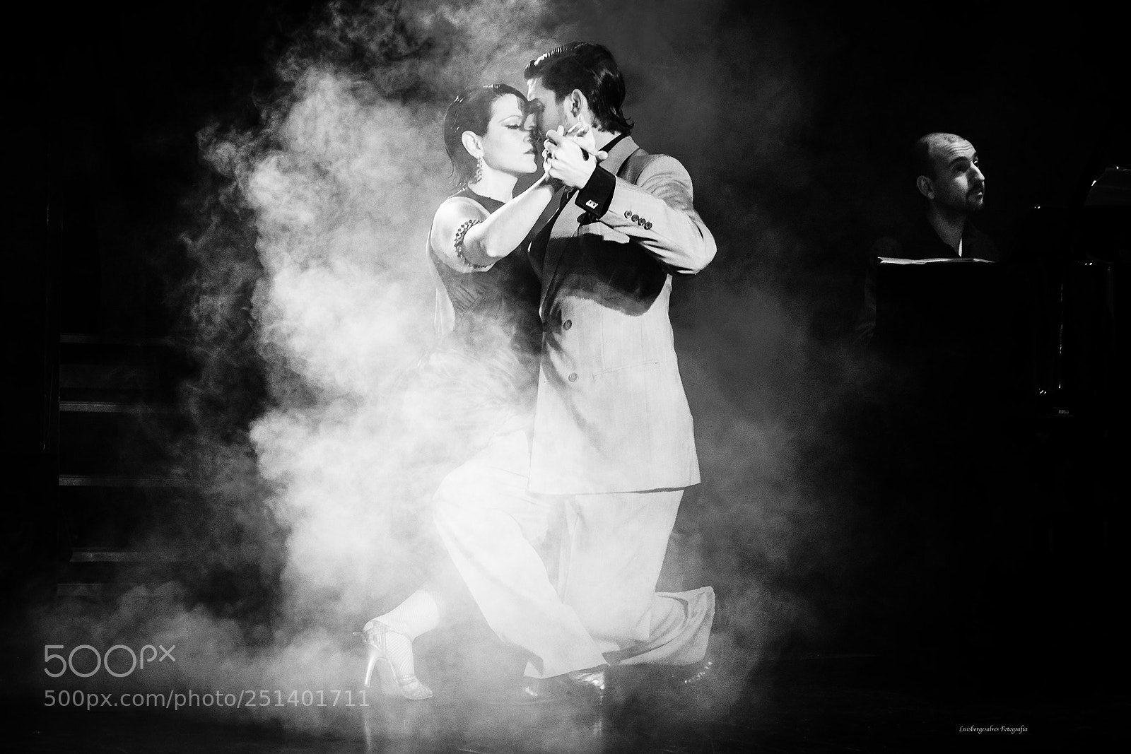 Fujifilm X-Pro2 sample photo. Tango photography