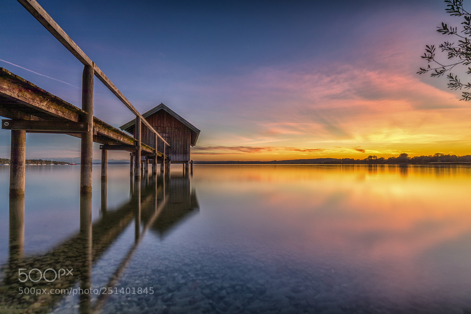 Canon EOS 5D Mark IV sample photo. Magic sundown at lake photography