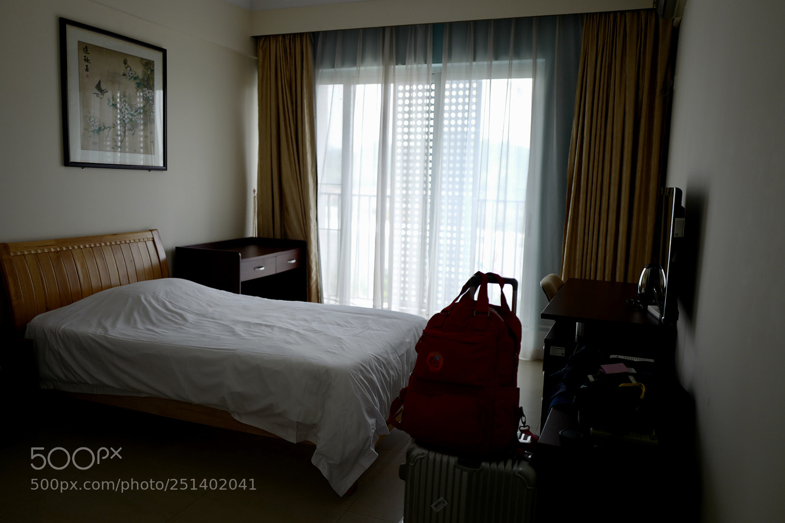 Leica Q (Typ 116) sample photo. 转机转车转滴滴，终于到达目的地，先躺尸一下。 photography