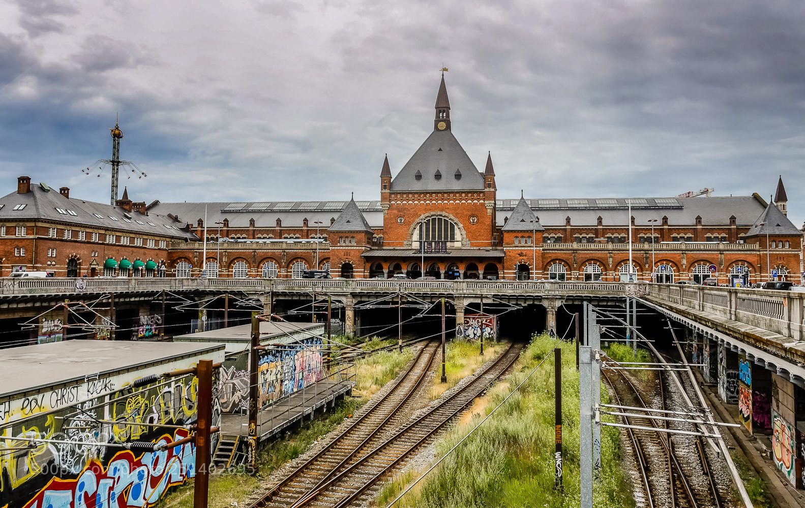 Nikon D5100 sample photo. Tivoli station photography