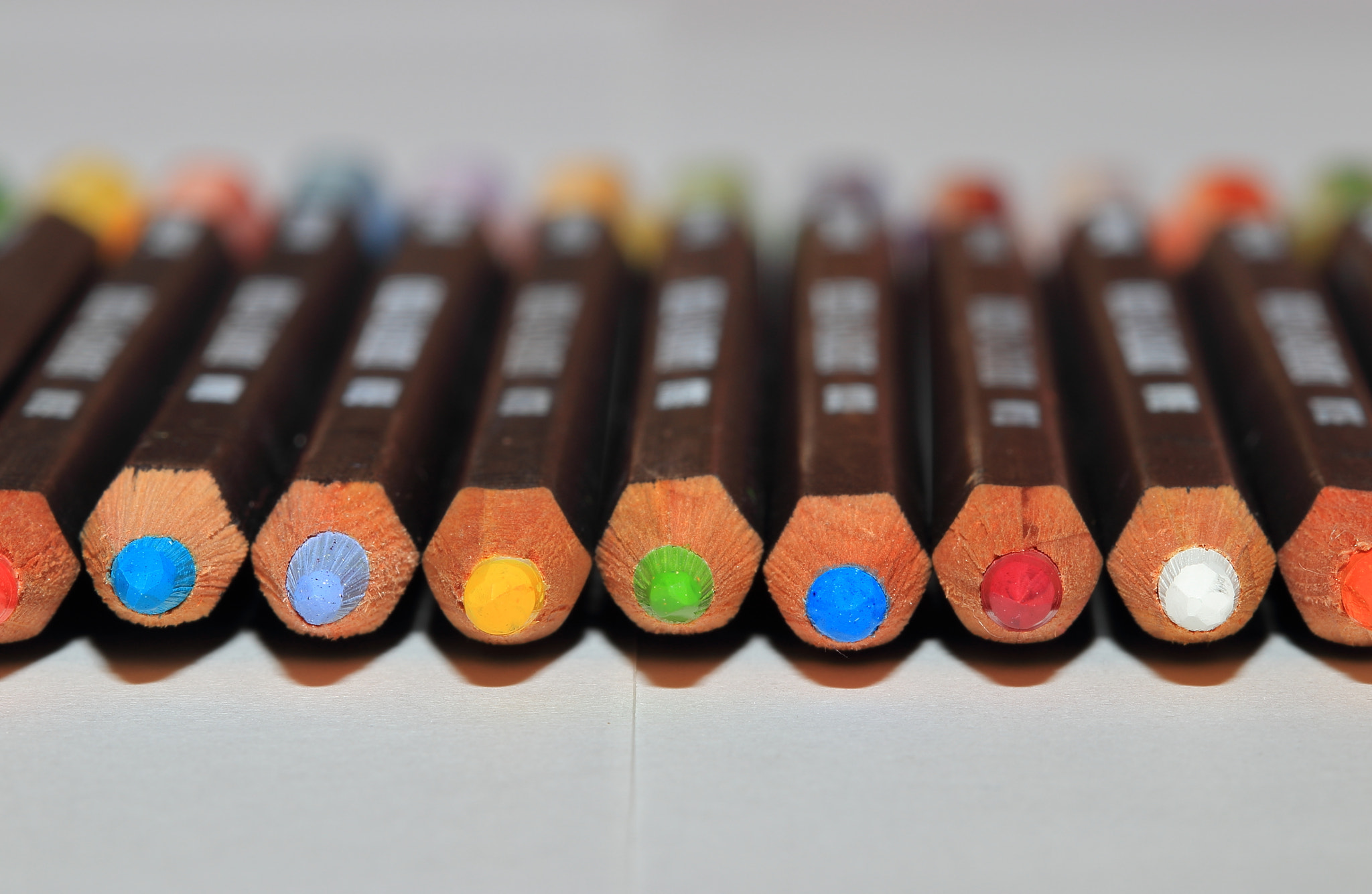 Canon EF 100mm F2.8 Macro USM sample photo. Rainbow photography