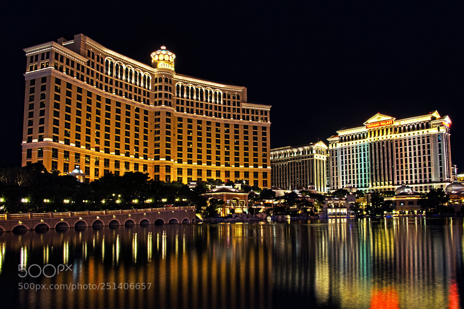 Nikon D700 sample photo. Bellagio and caesars palace photography