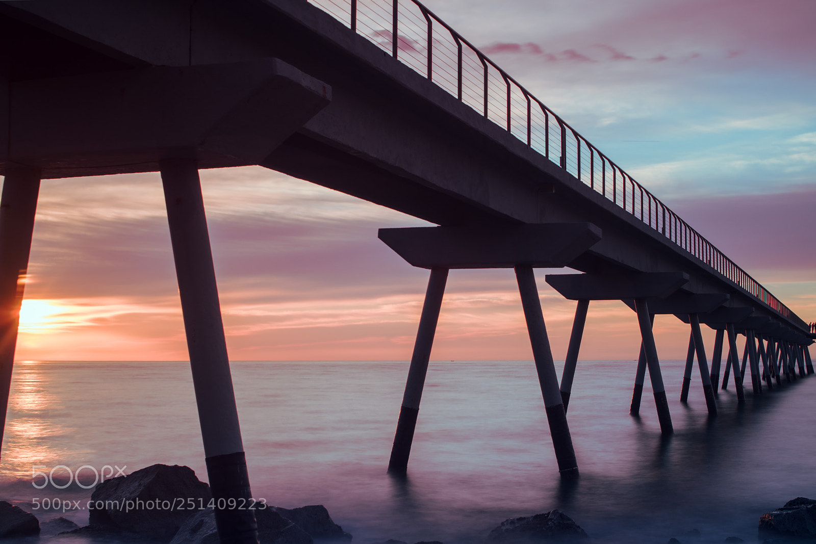 Canon EOS 750D (EOS Rebel T6i / EOS Kiss X8i) sample photo. Pont del petroli photography