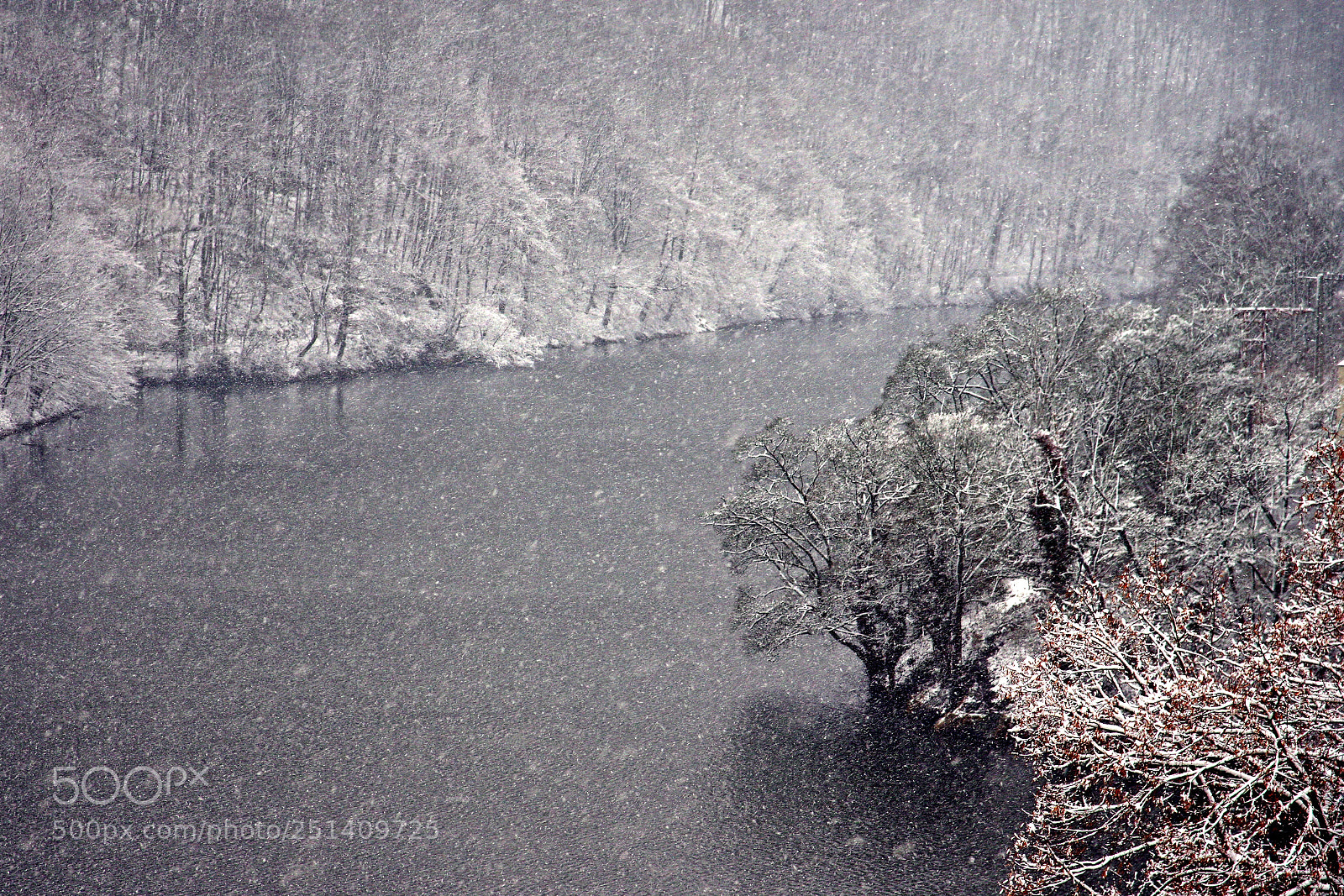 Pentax K-3 sample photo. Snowing above the lake photography