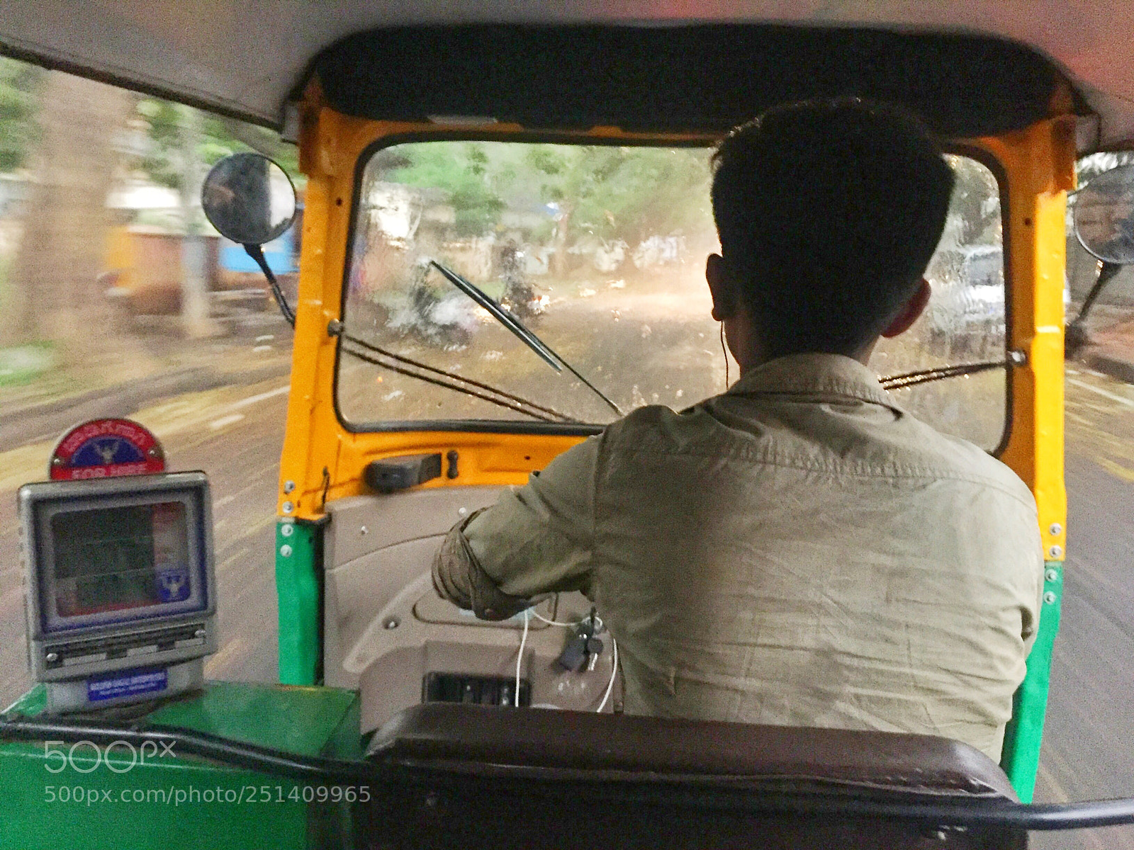 Apple iPhone 6 sample photo. Rickshaw ride photography