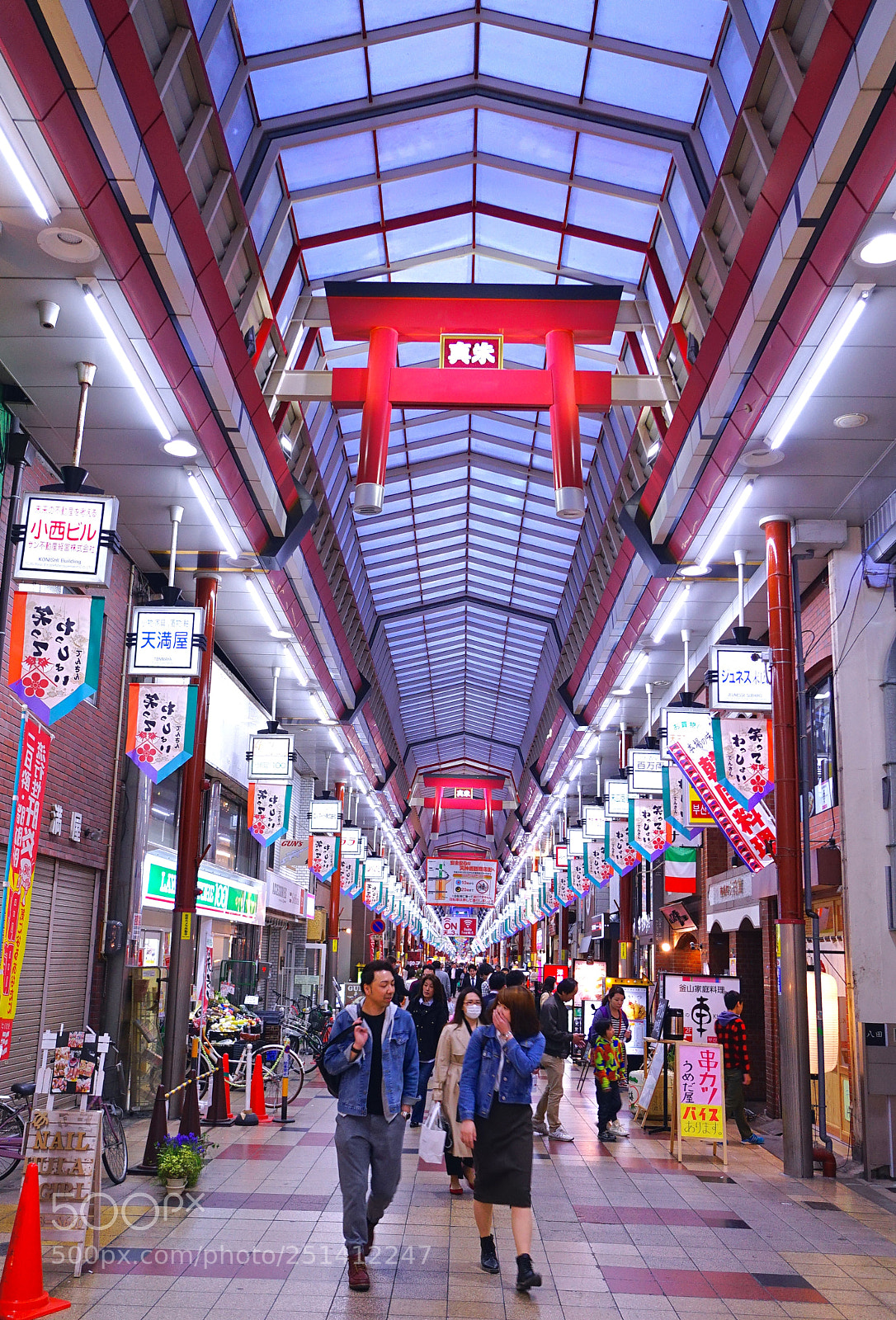 Sony a7R sample photo. Osaka longest shopping street photography