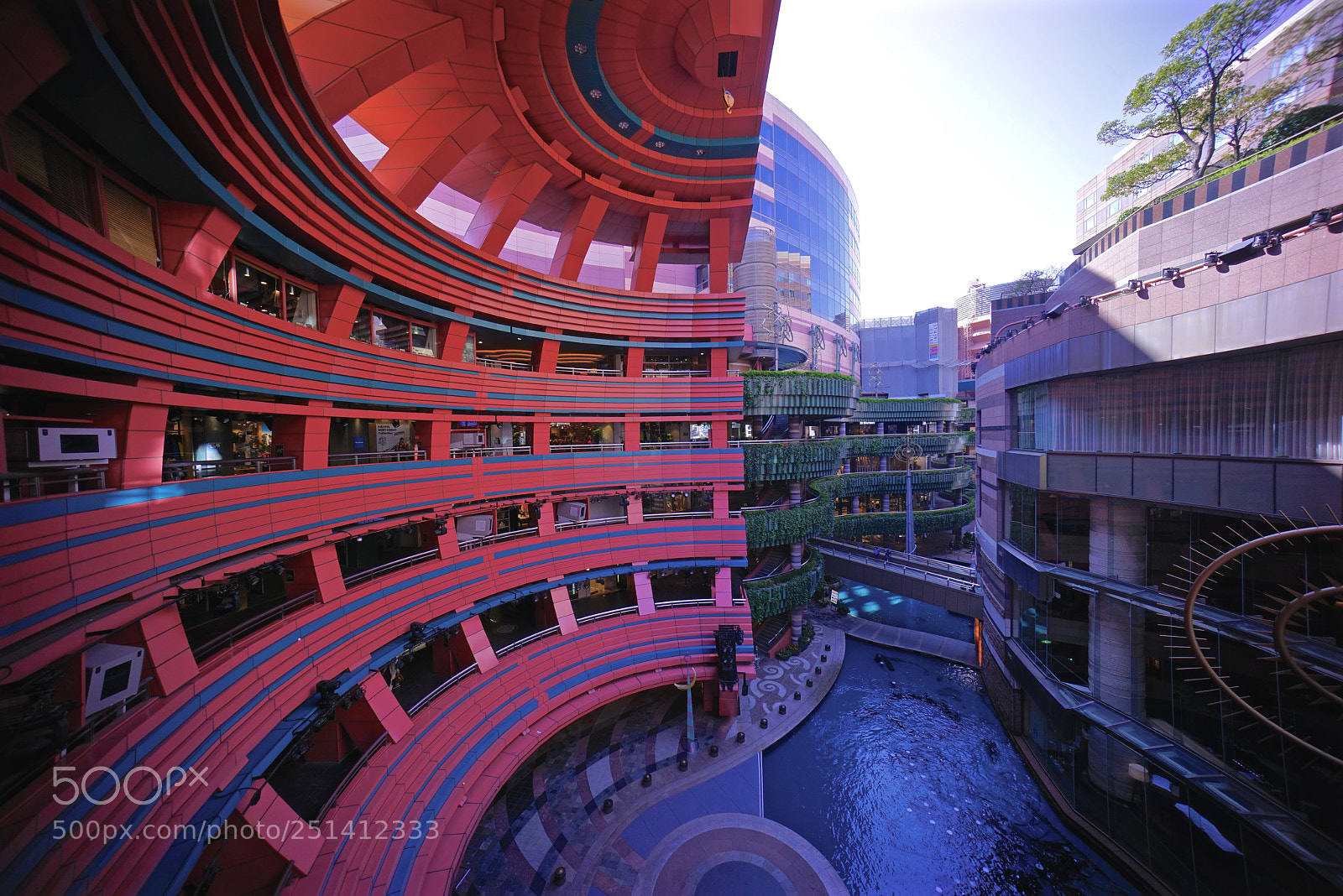 Sony a7R sample photo. Canal city curve photography