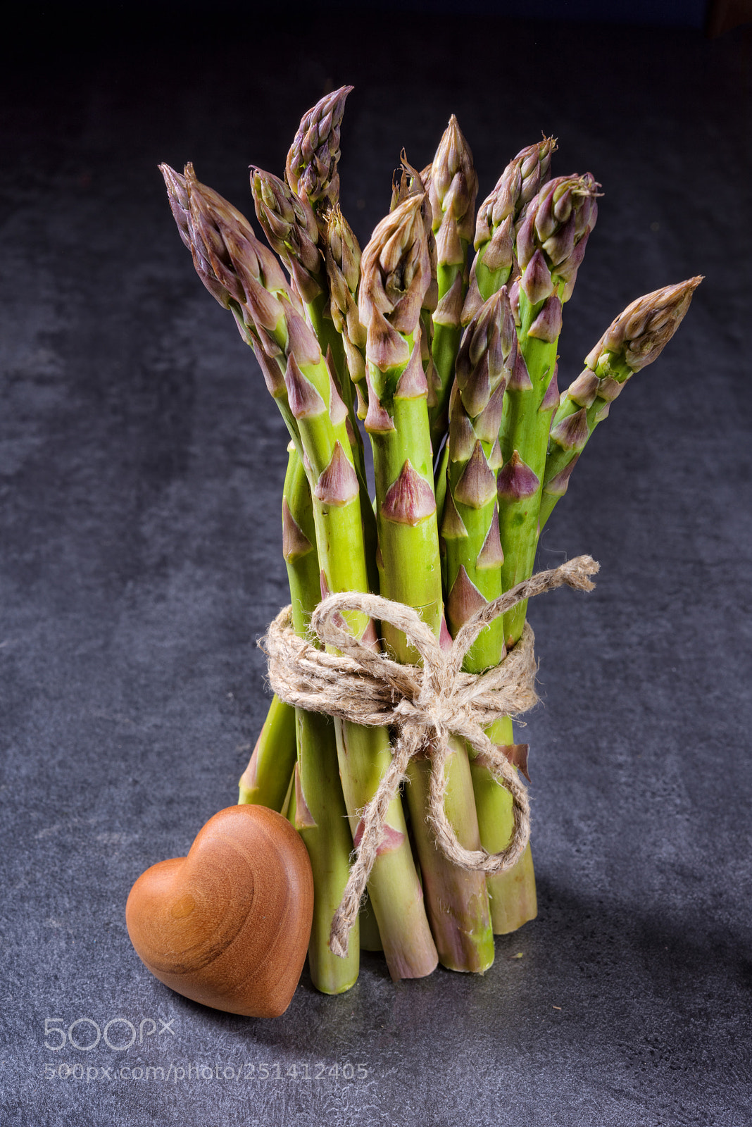 Nikon D810 sample photo. Fresh green asparagus photography
