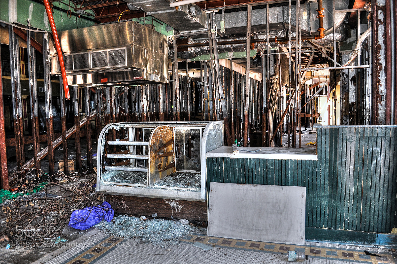 Nikon D5000 sample photo. Six flags - store #1 photography