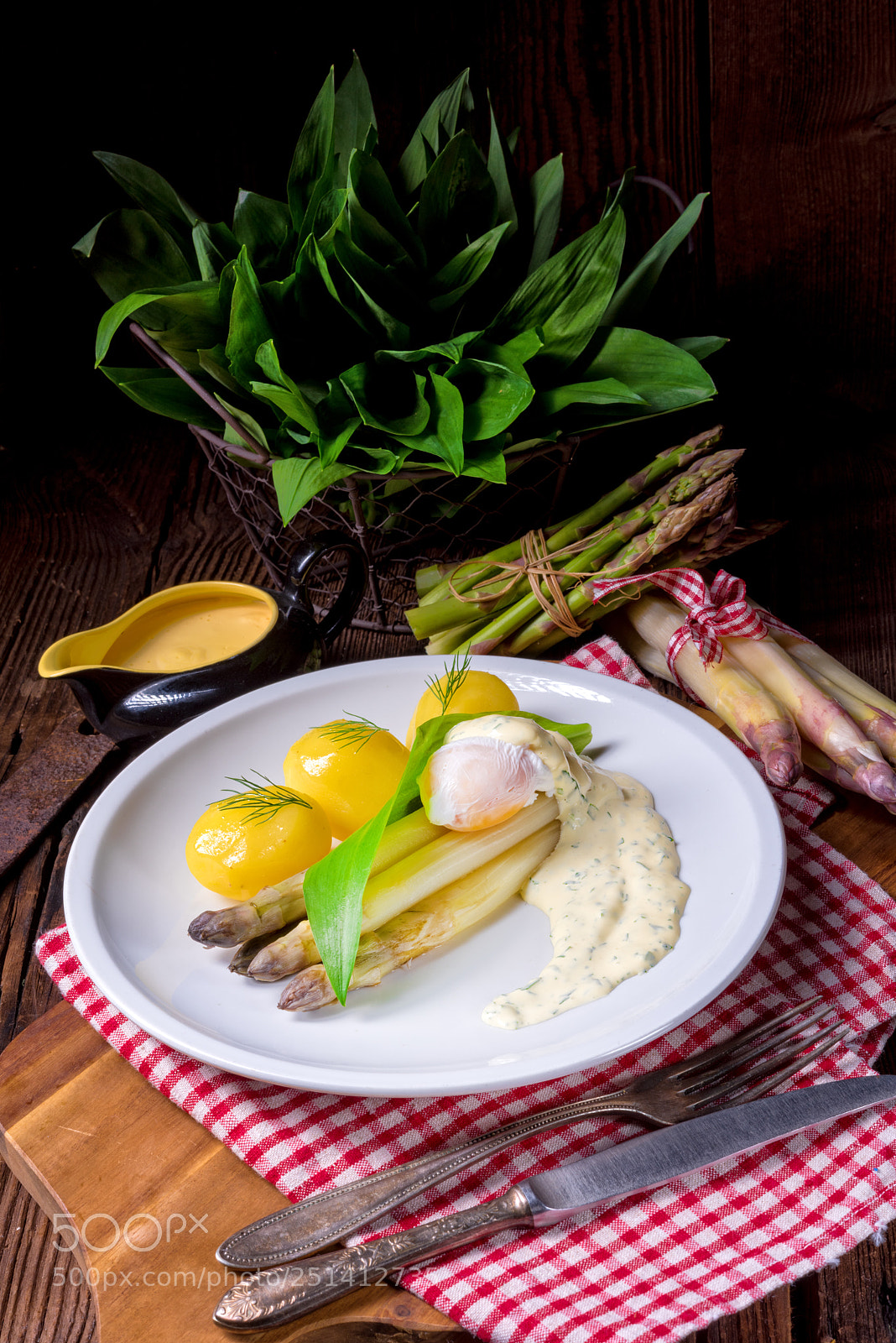 Nikon D810 sample photo. Asparagus with egg and photography