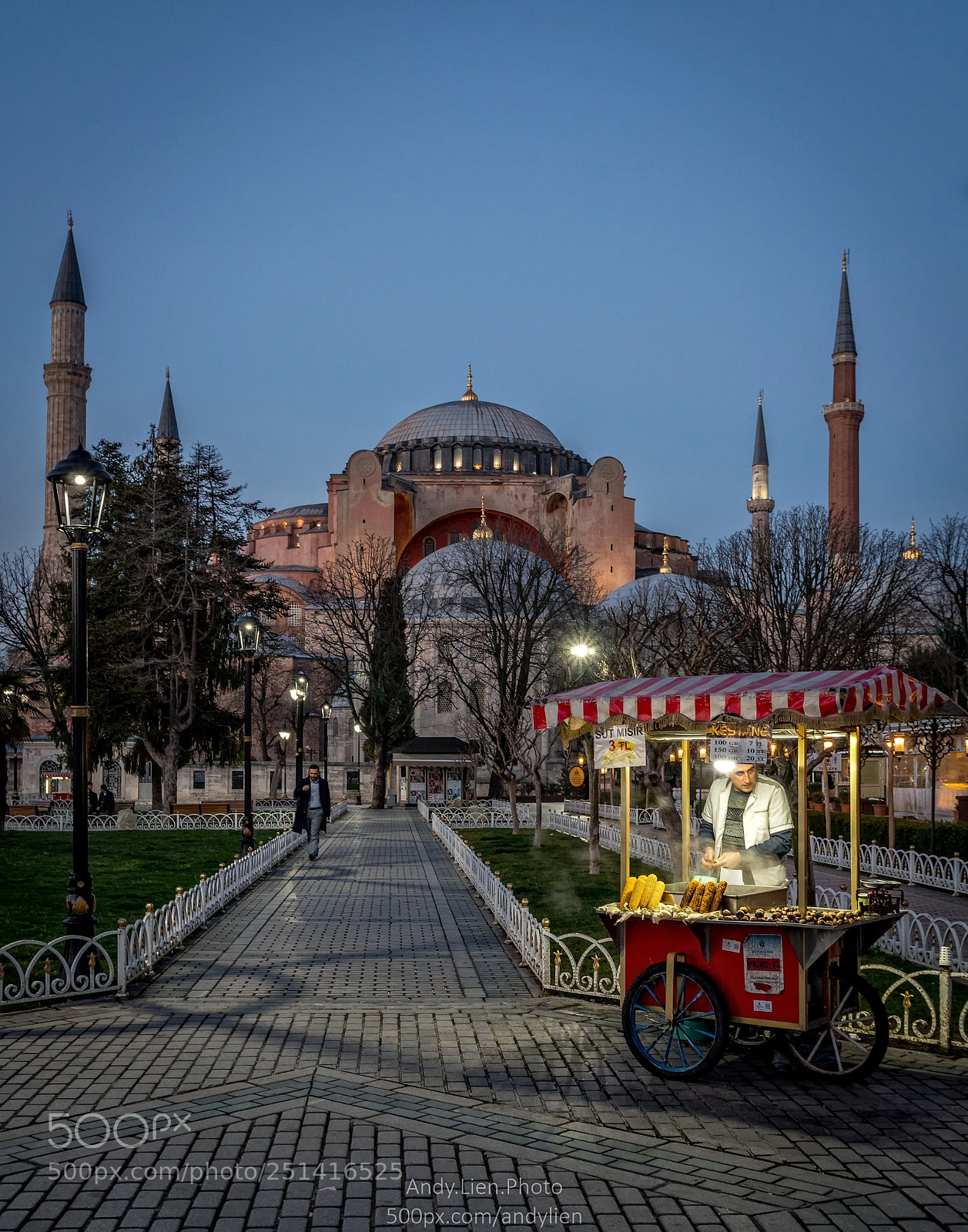 Sony a6500 sample photo. Hagia sophia and street photography