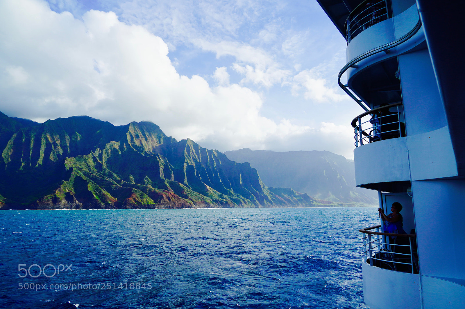 Sony a9 sample photo. Napali from boat photography
