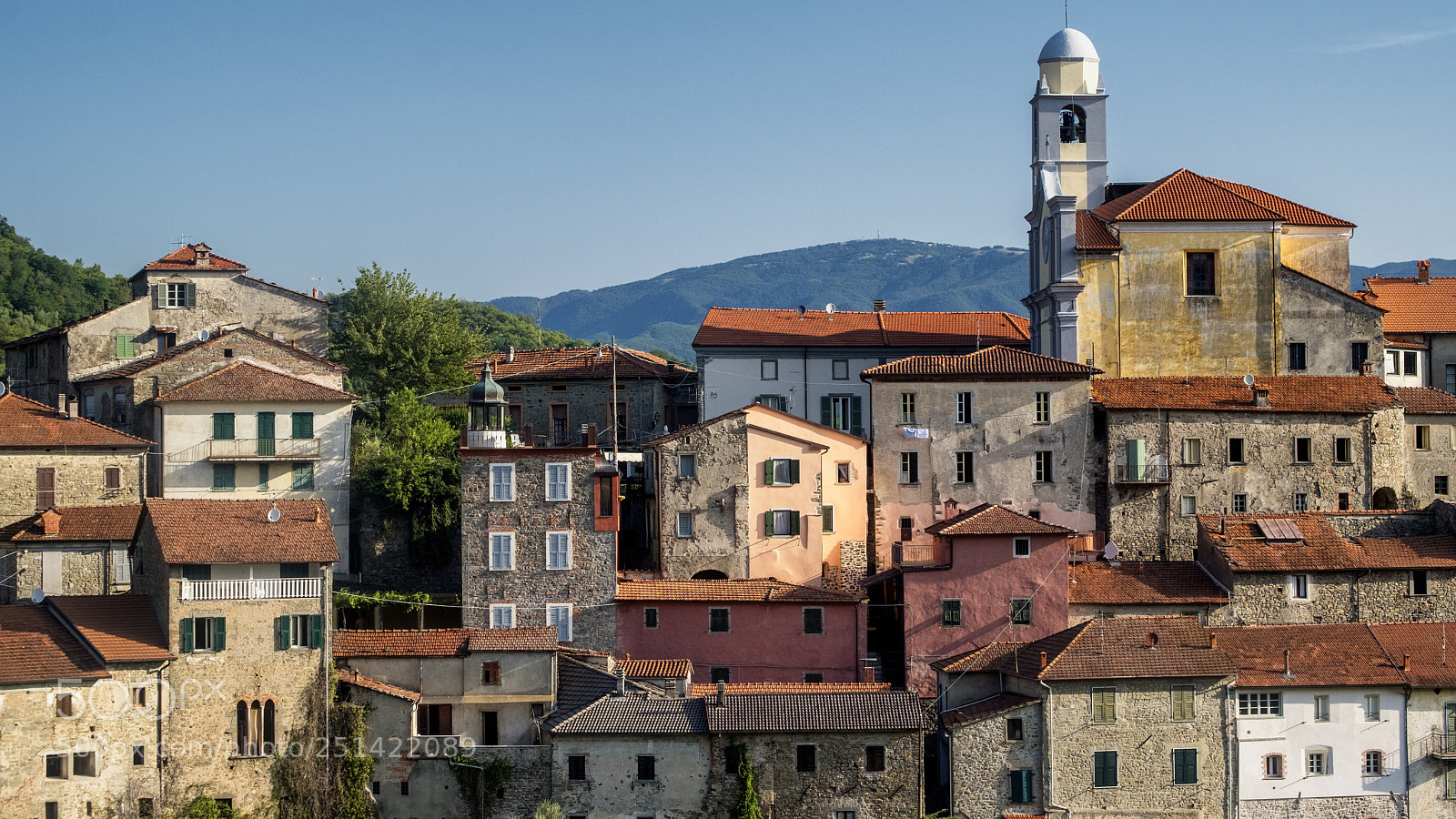 Fujifilm X-T20 sample photo. Mulazzo, old village in photography