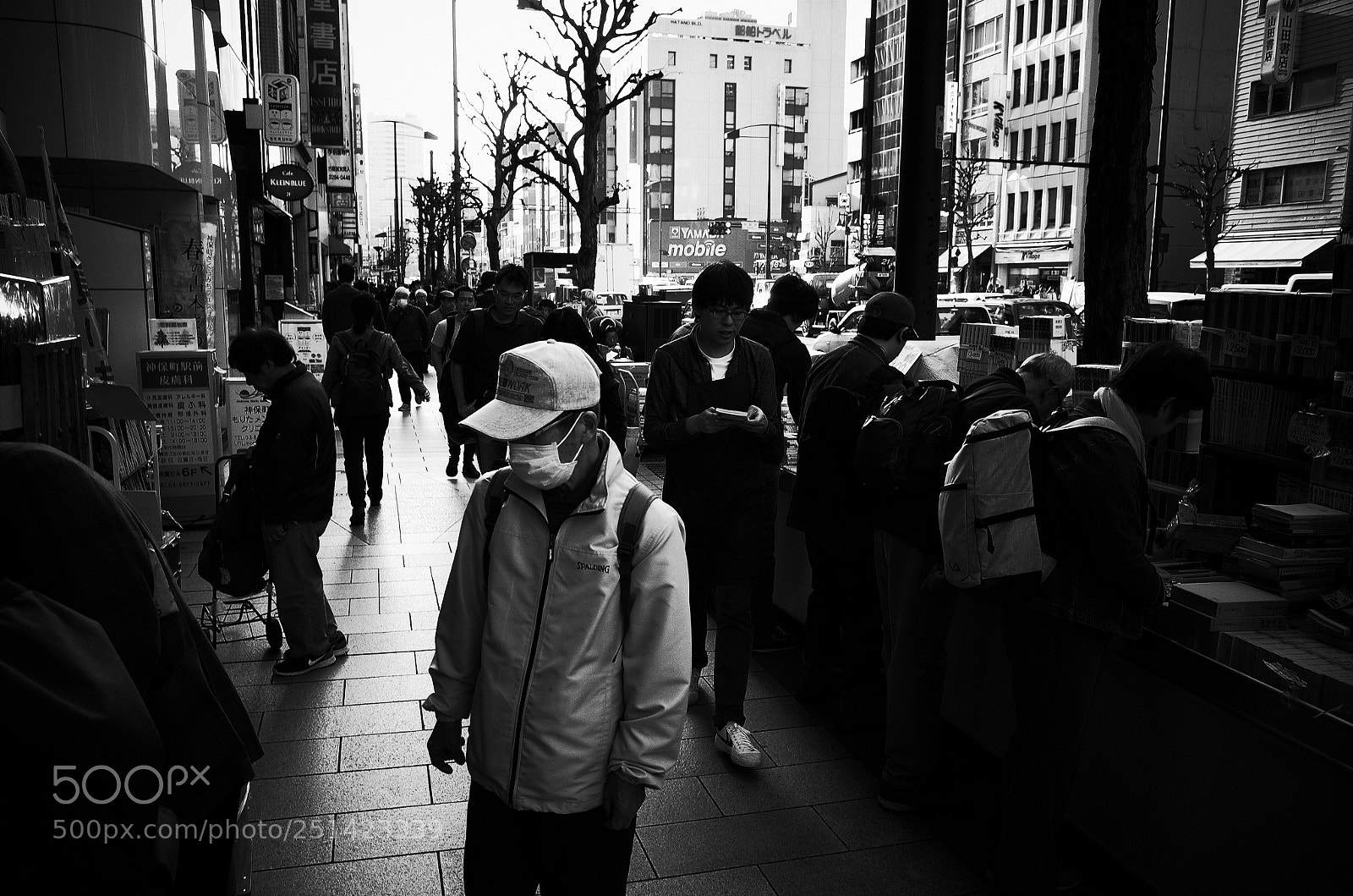 Ricoh GR II sample photo. Streets photography