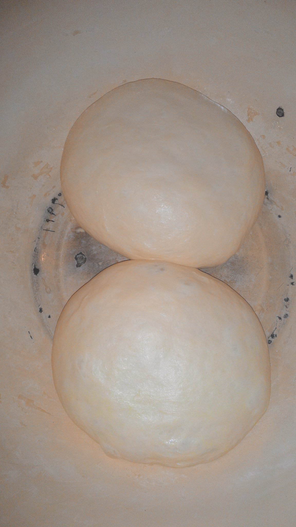 ASUS Z002 sample photo. Basic pizza dough photography