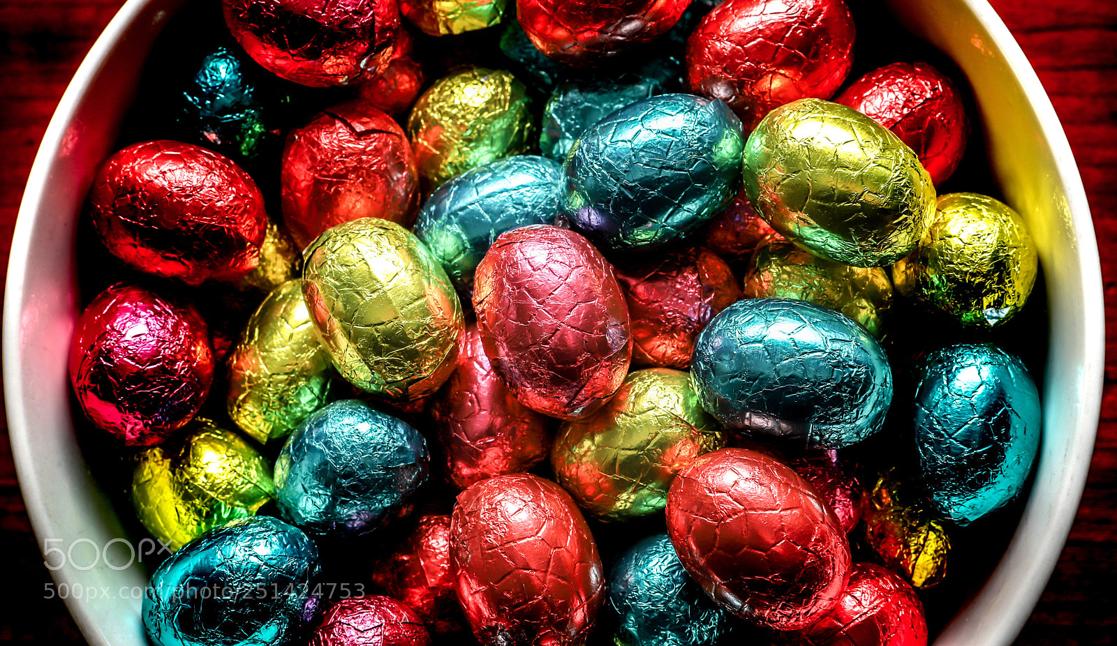 Canon EOS 6D Mark II sample photo. Easter eggs photography