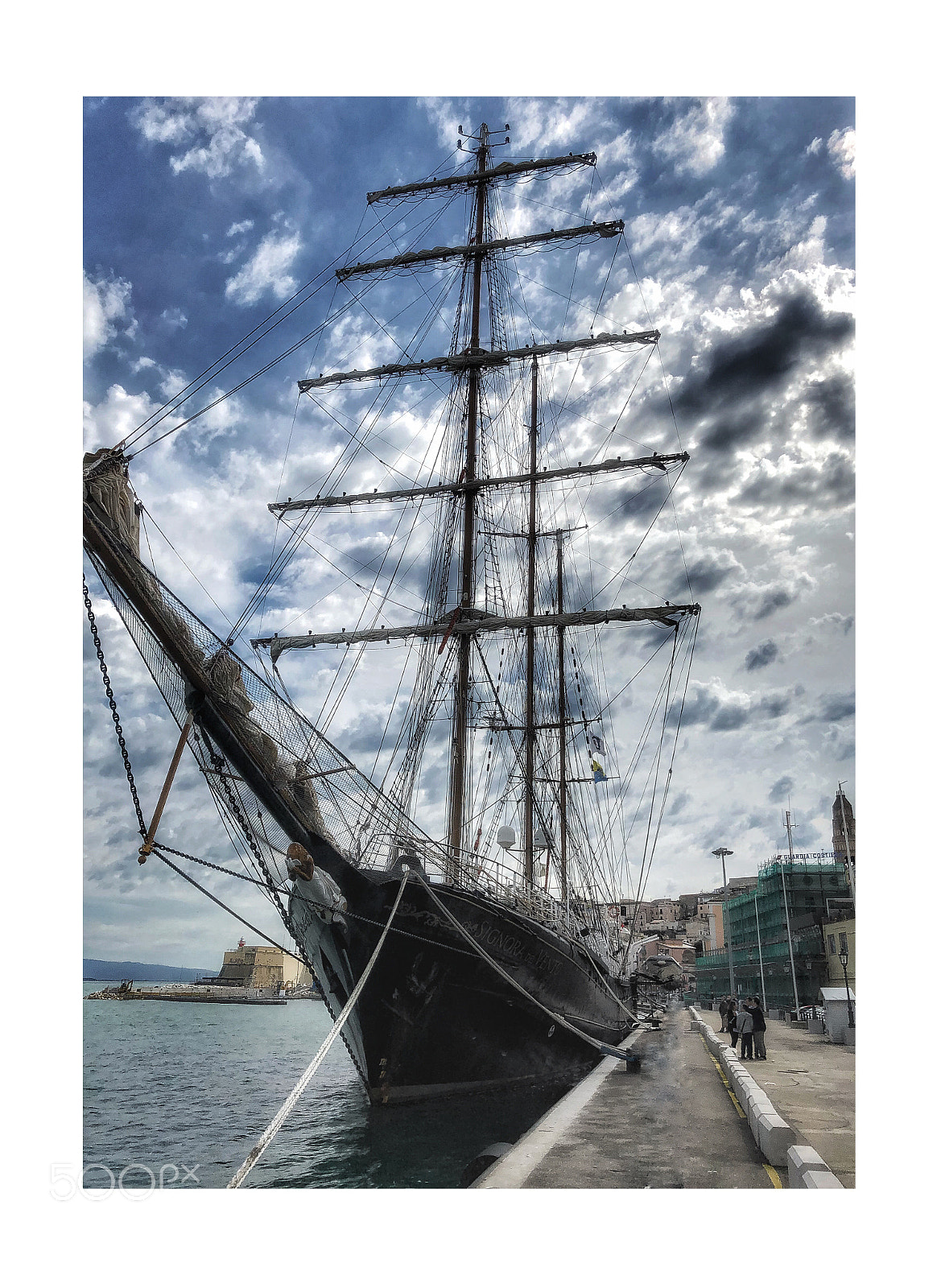 Apple iPhone X sample photo. Shop photography