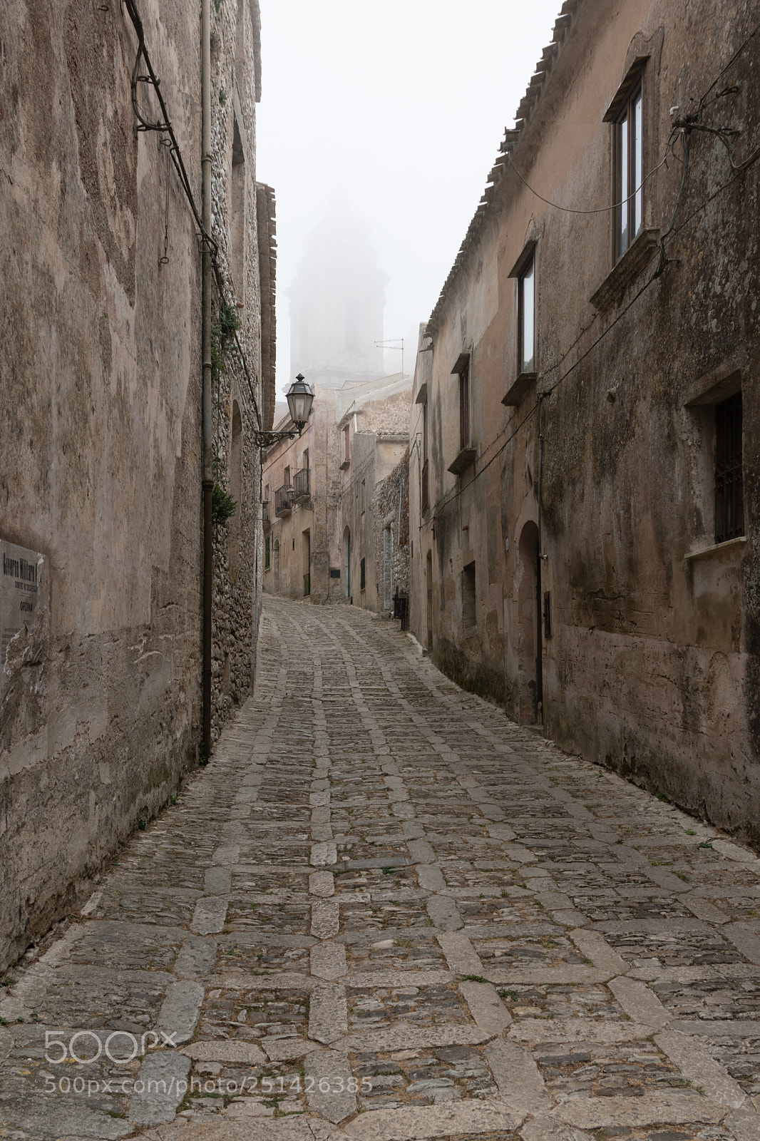 Nikon D5500 sample photo. Erice street in clouds photography