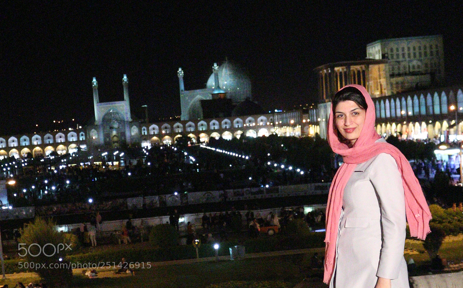 Canon EOS 700D (EOS Rebel T5i / EOS Kiss X7i) sample photo. Night at naghsh-e-jahan square photography