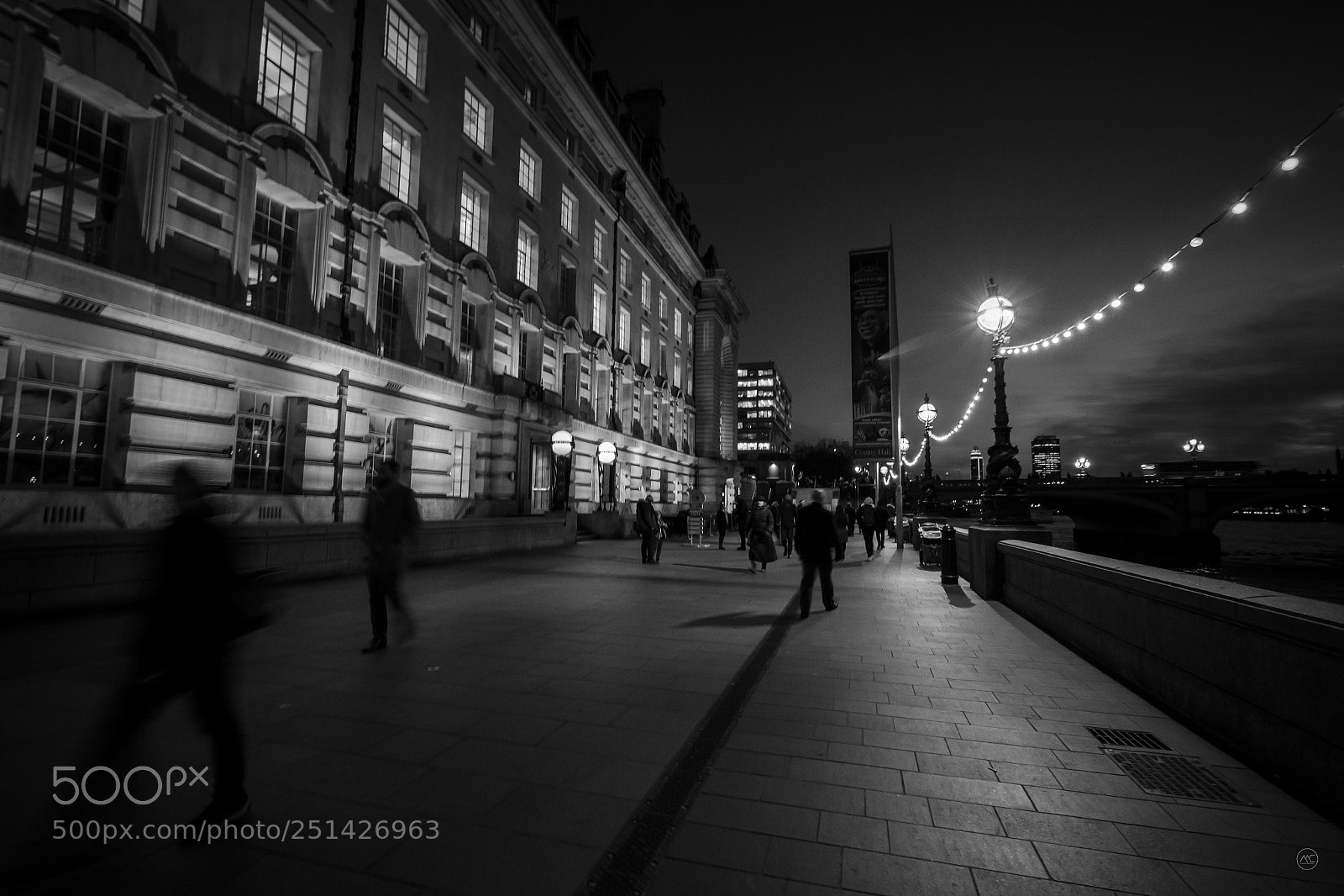 Canon EOS 70D sample photo. London black and white photography