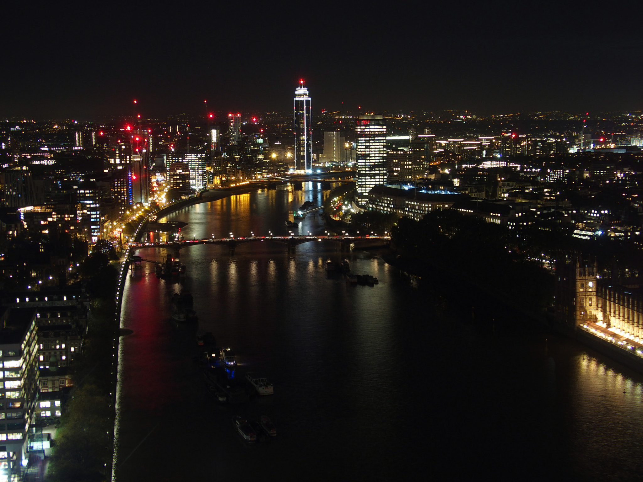 Olympus STYLUS1,1s sample photo. Glimpses of london photography