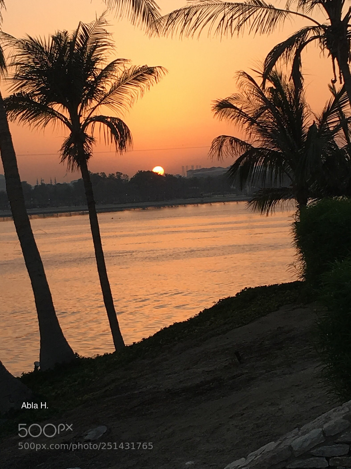 Apple iPhone 6s Plus sample photo. Dubai sunset photography