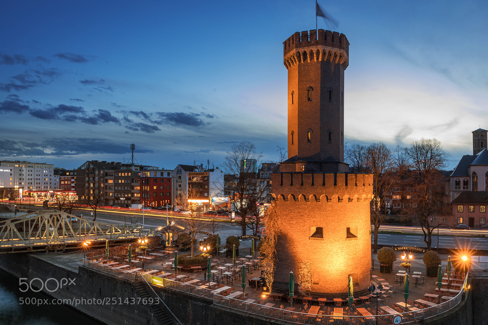 Canon EOS 5D Mark IV sample photo. Malakoff tower cologne photography