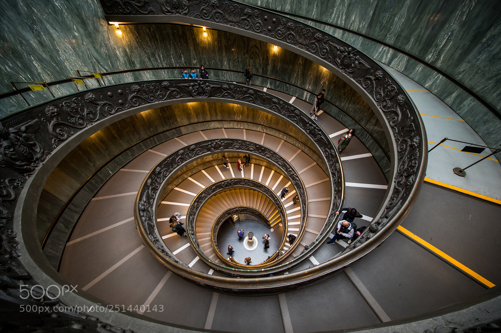 Canon EOS 5D Mark IV sample photo. Bramante staircase photography