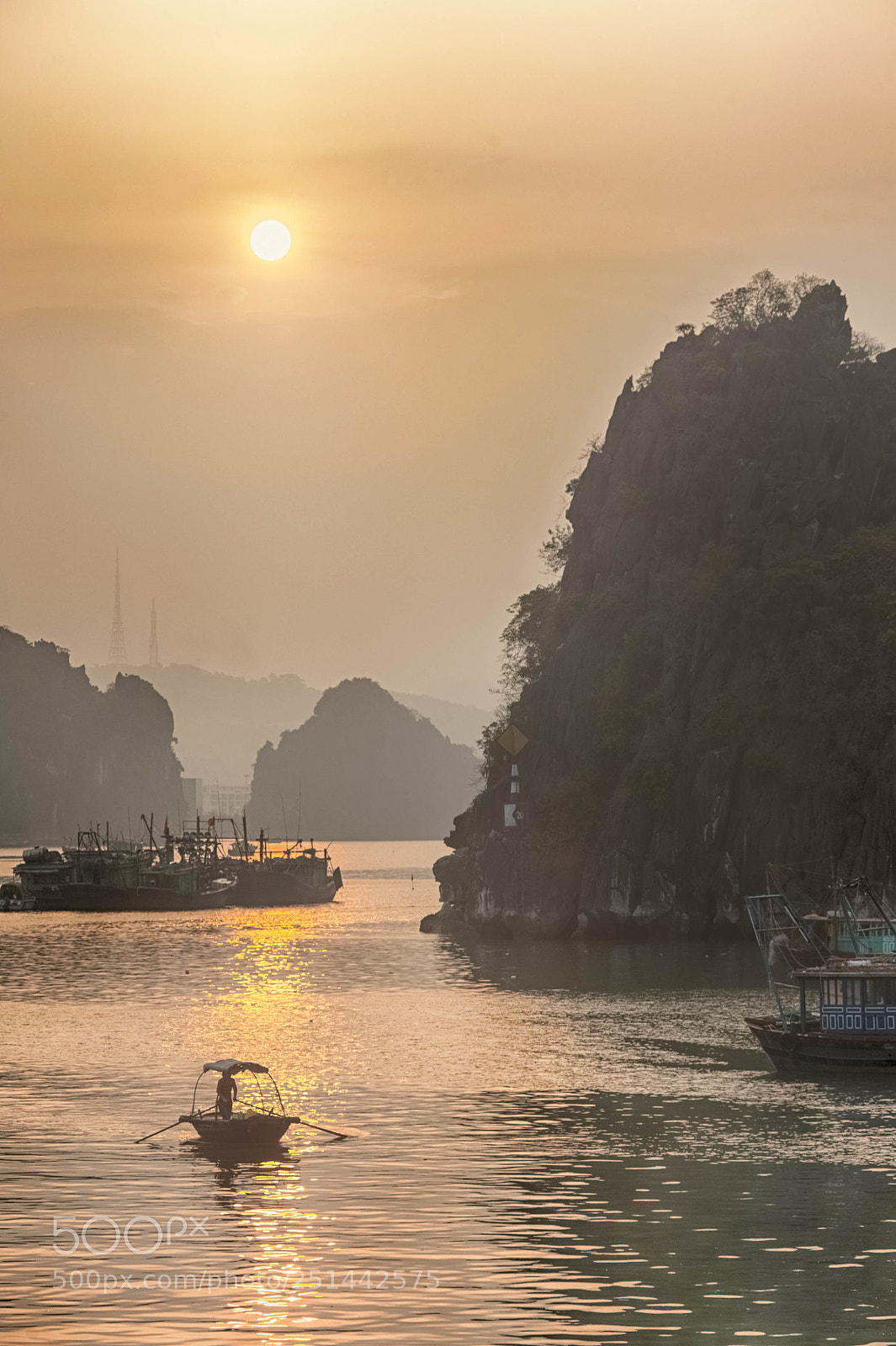 Nikon D700 sample photo. Morning in halong photography