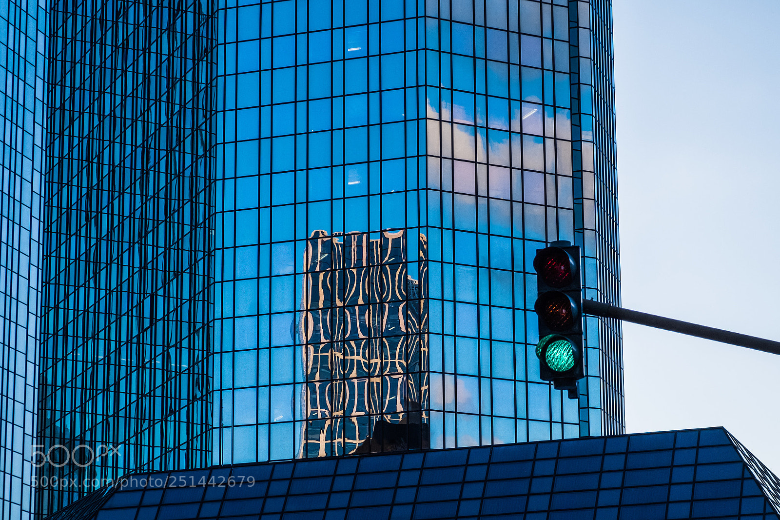 Fujifilm X-T20 sample photo. City reflection photography