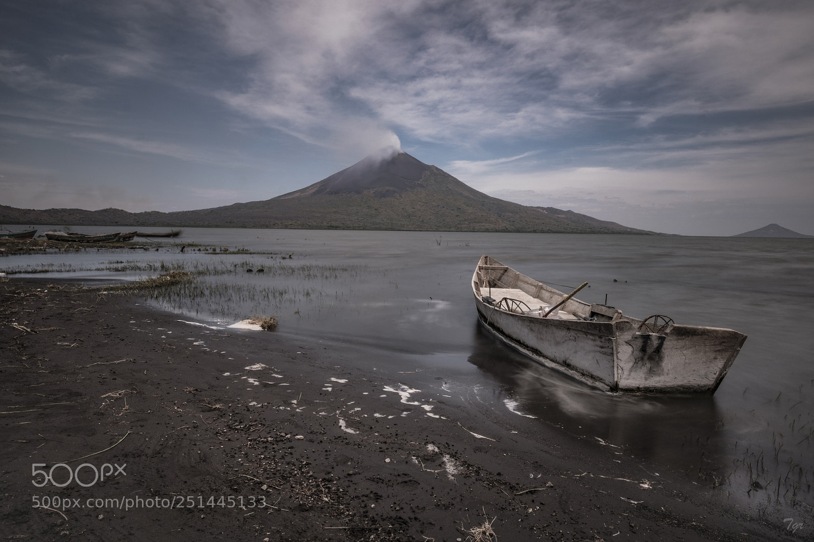 Fujifilm X-T2 sample photo. Momotambo volcano photography