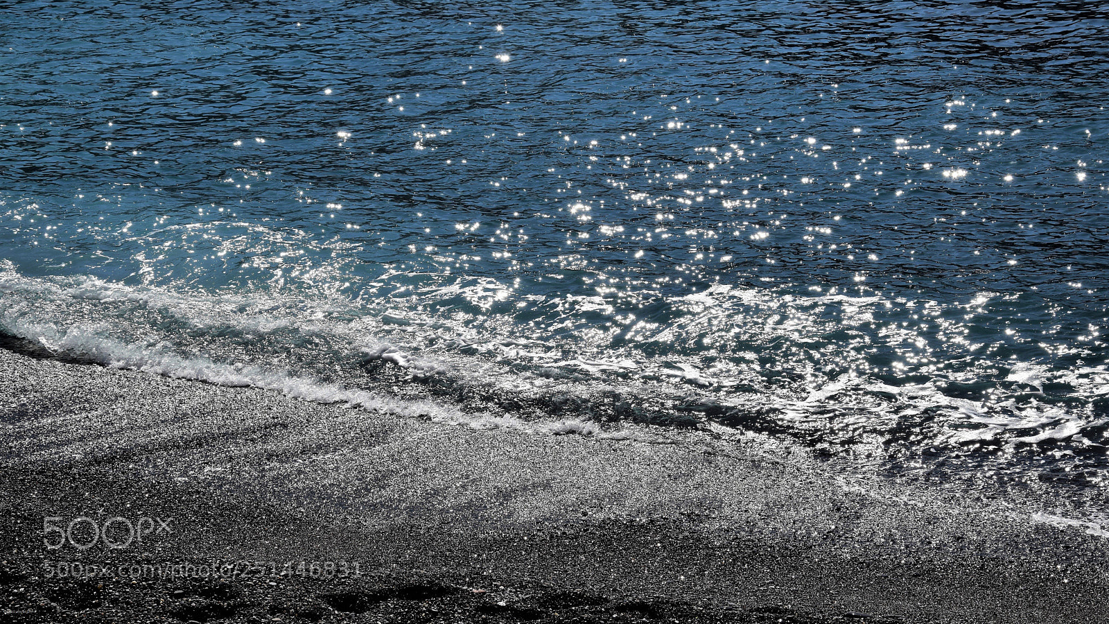 Nikon D3300 sample photo. Sea and light photography