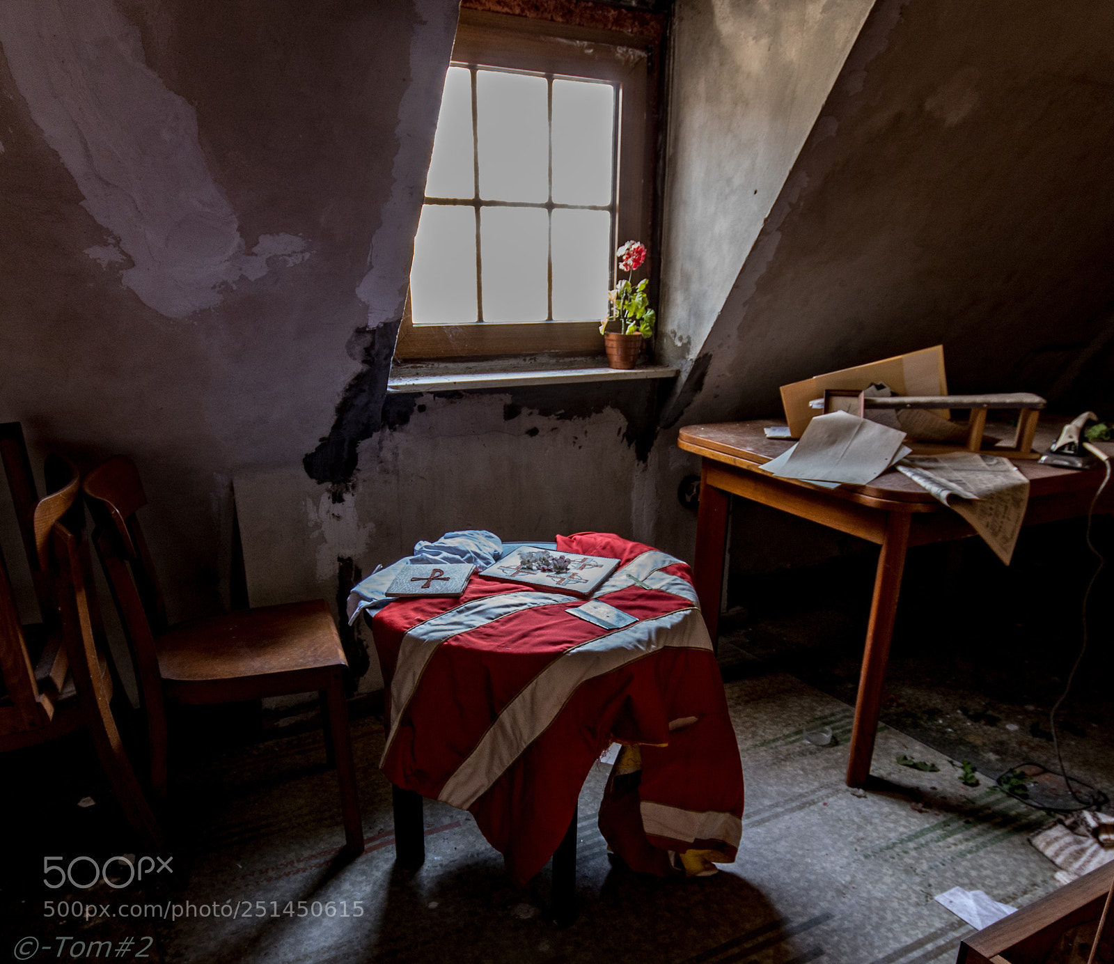 Nikon D5500 sample photo. Inside the abandoned church photography