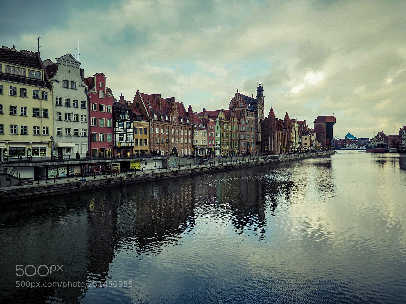 Olympus OM-D E-M1 Mark II sample photo. A cloudy day in photography