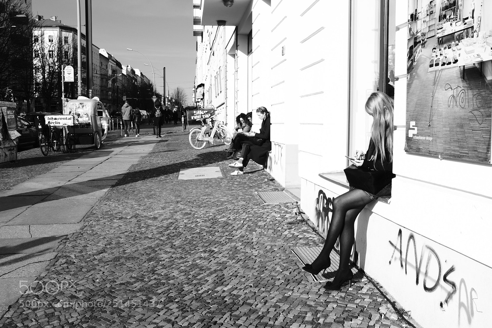 Fujifilm X100F sample photo. Legs photography