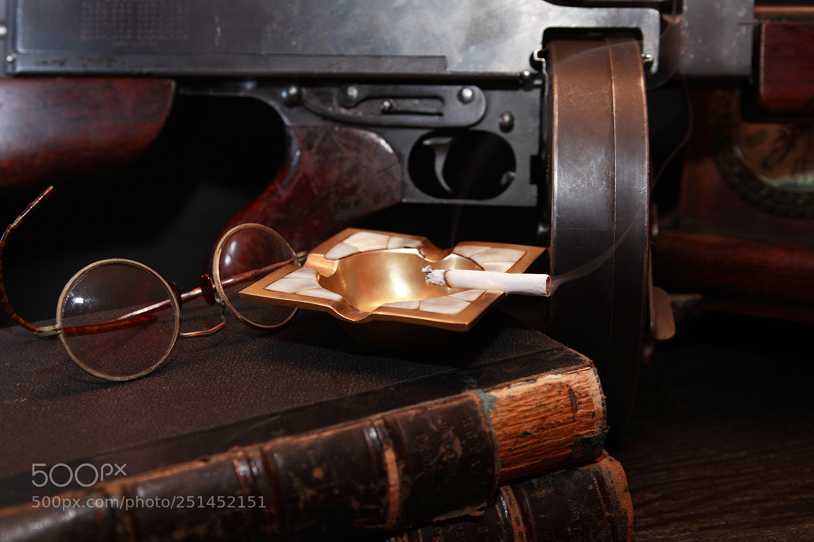 Canon EOS 5D sample photo. Old usa submachine gun photography